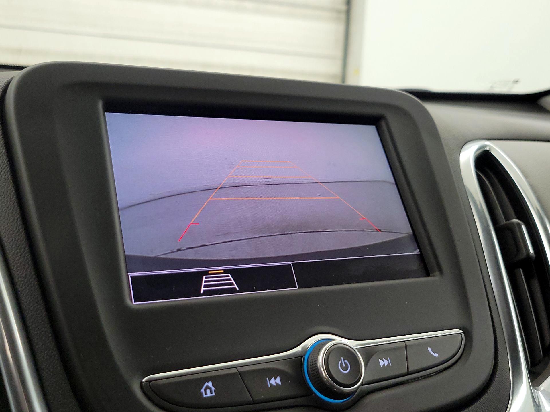 Thumbnail: 2022 Chevrolet Equinox - 14
