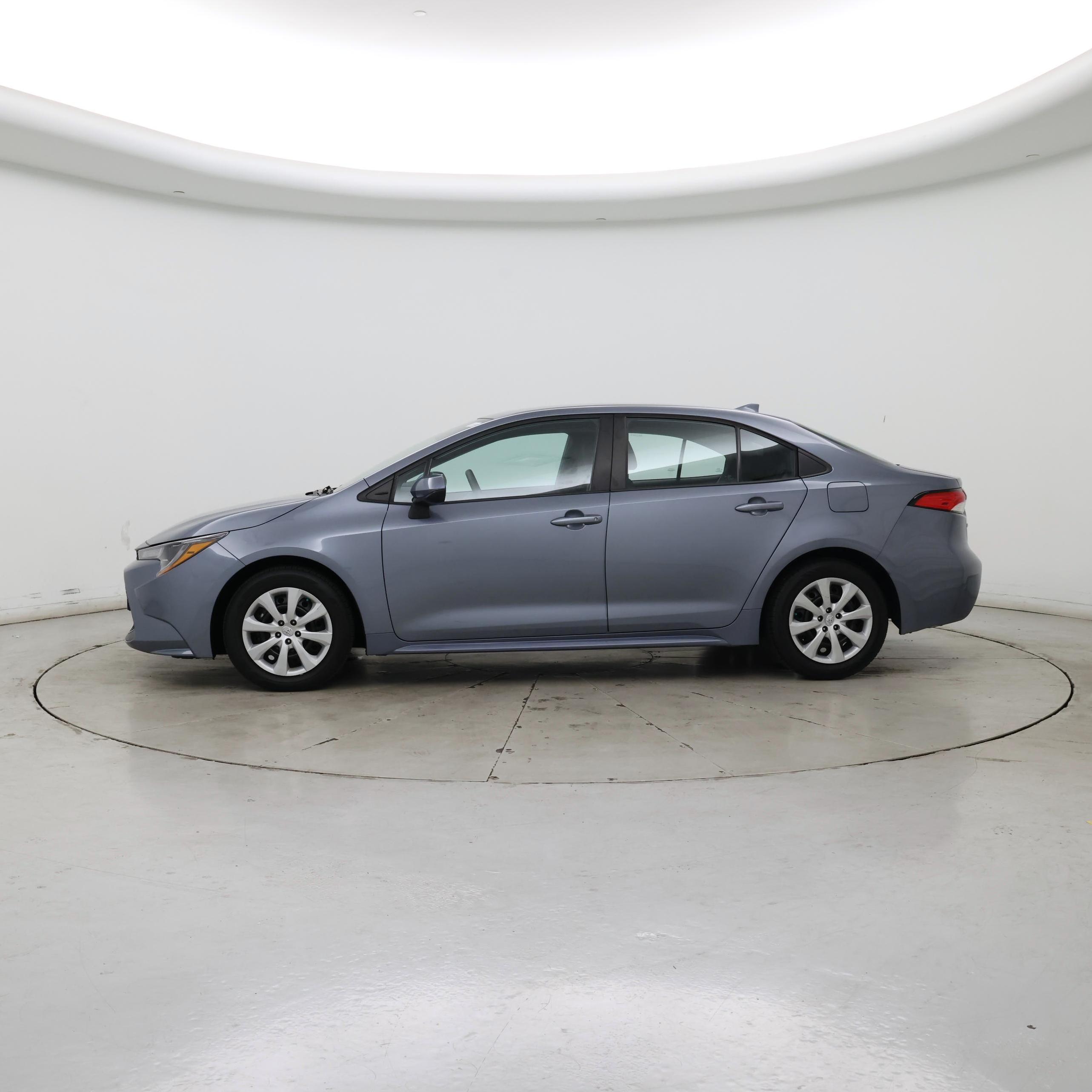 Thumbnail: 2021 Toyota Corolla - 3