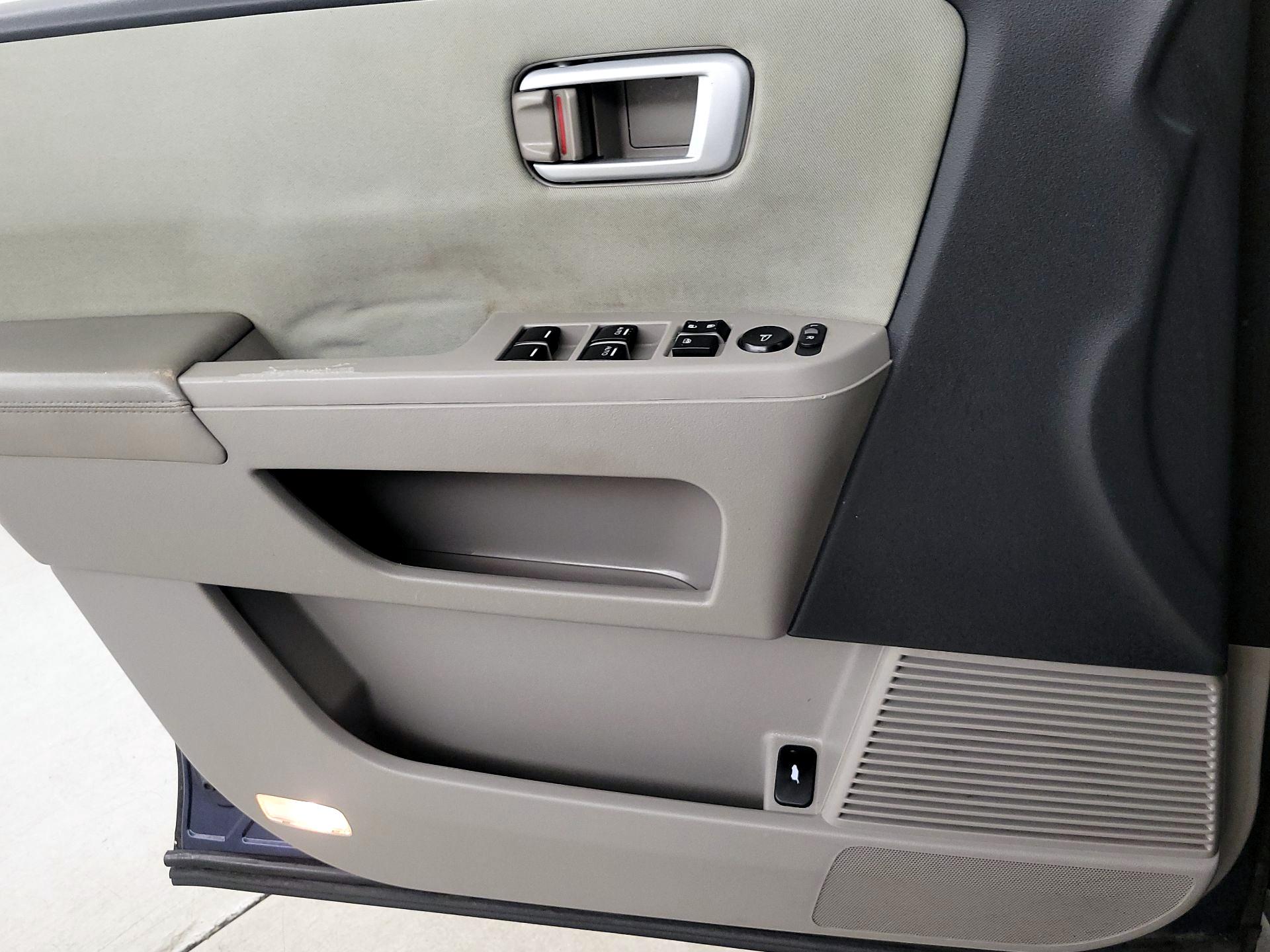 Thumbnail: 2015 Honda Pilot - 12