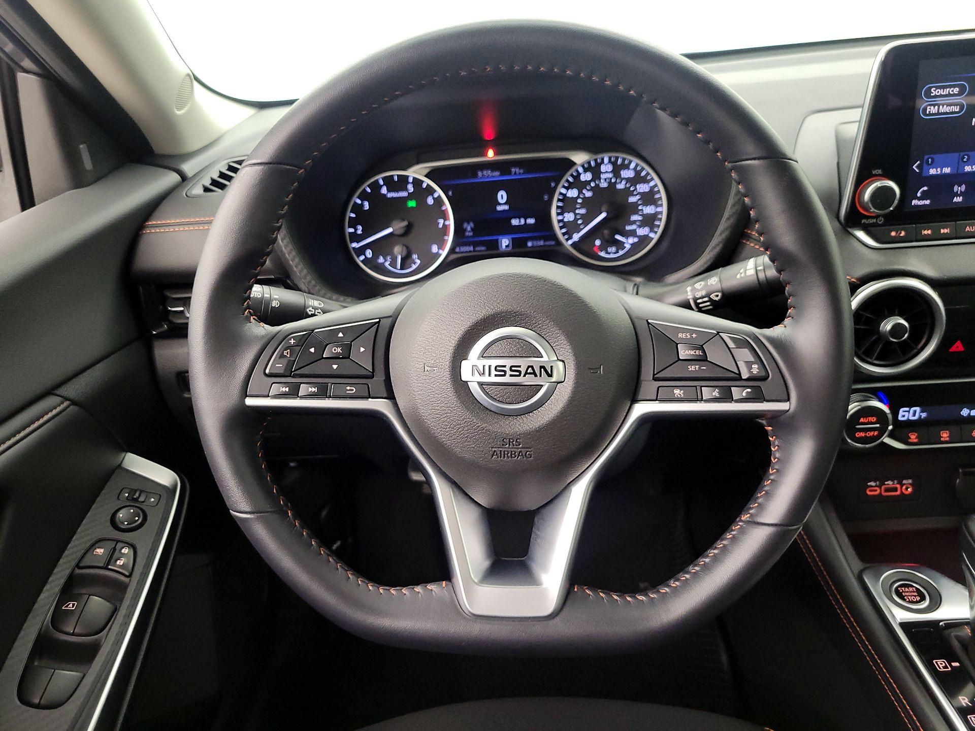 Thumbnail: 2020 Nissan Sentra - 10