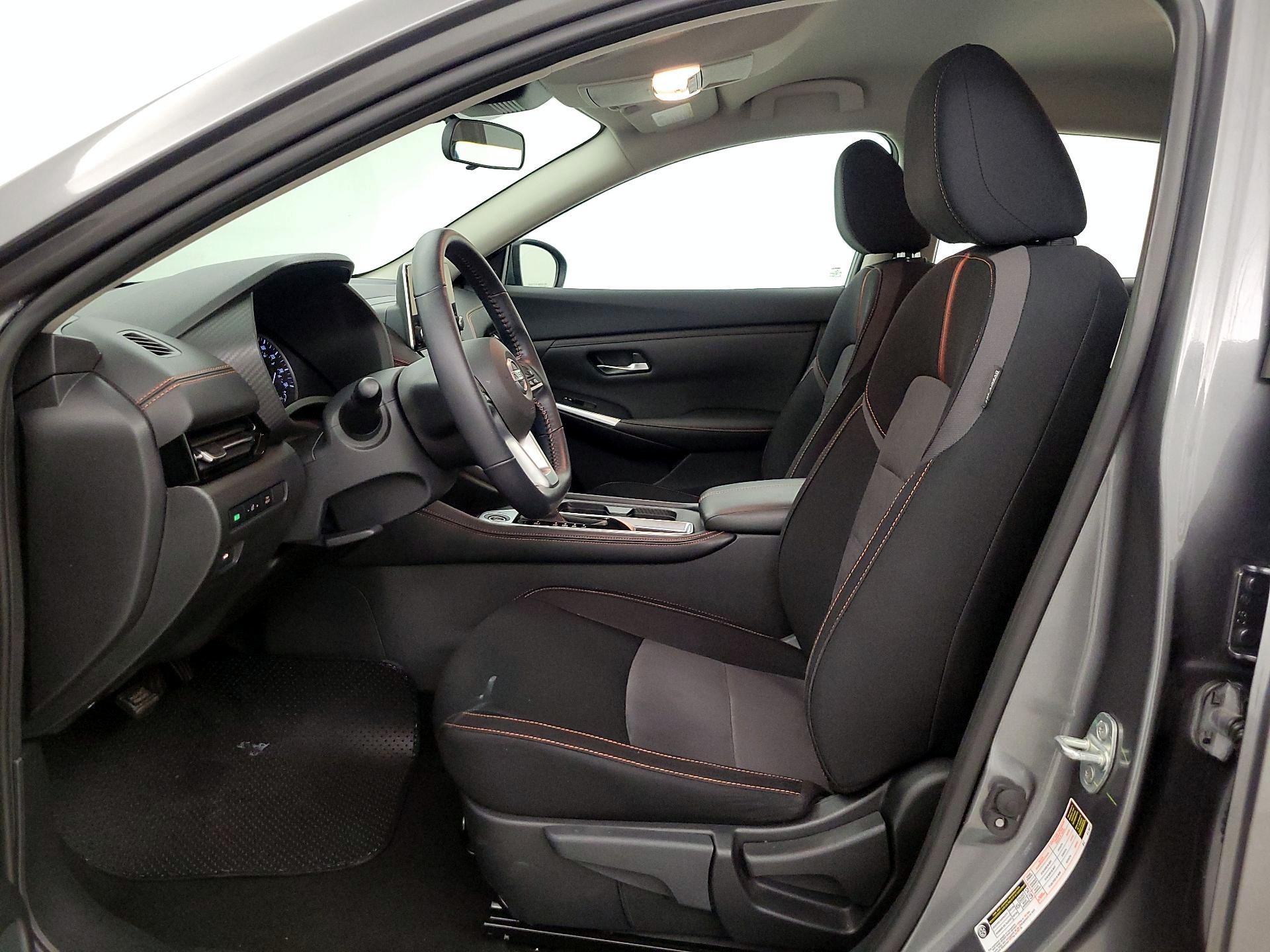 Thumbnail: 2020 Nissan Sentra - 11