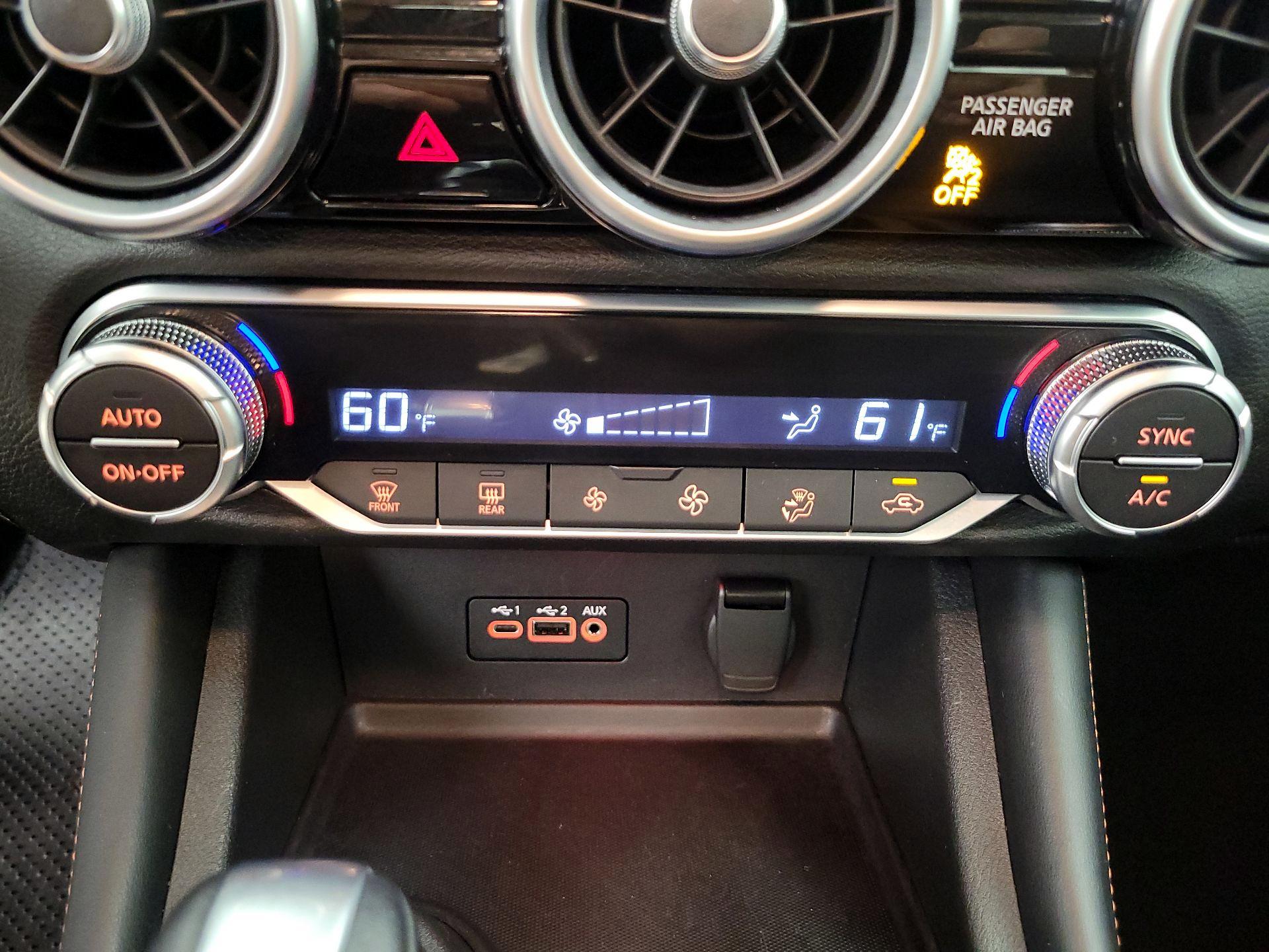 Thumbnail: 2020 Nissan Sentra - 16