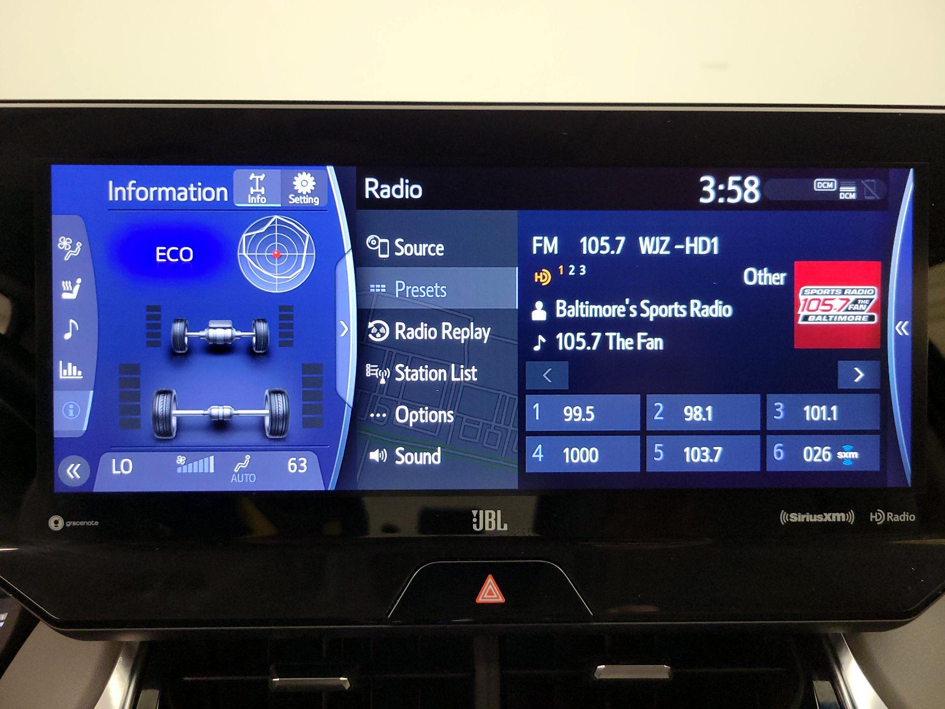 Thumbnail: 2021 Toyota Venza - 16