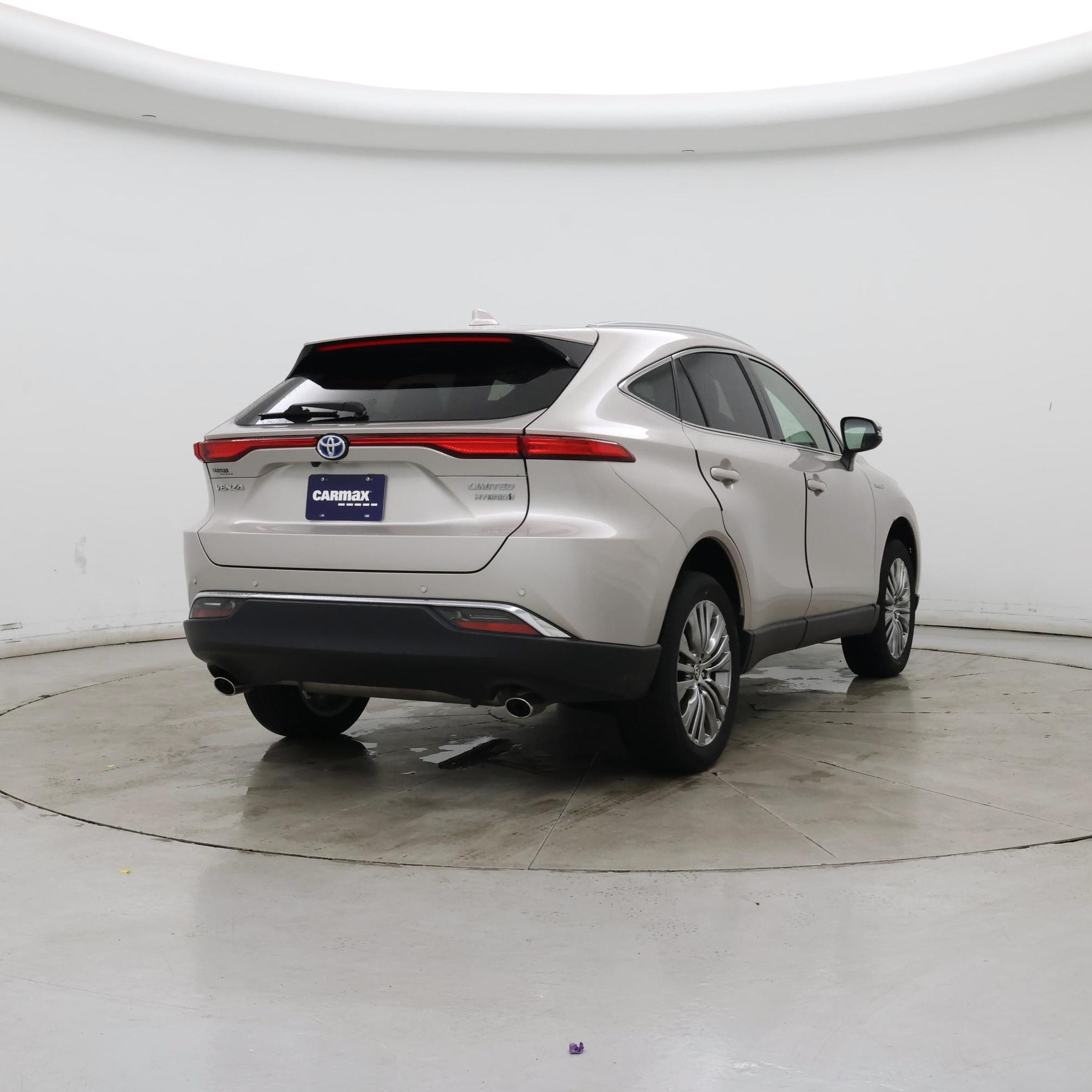 Thumbnail: 2021 Toyota Venza - 8