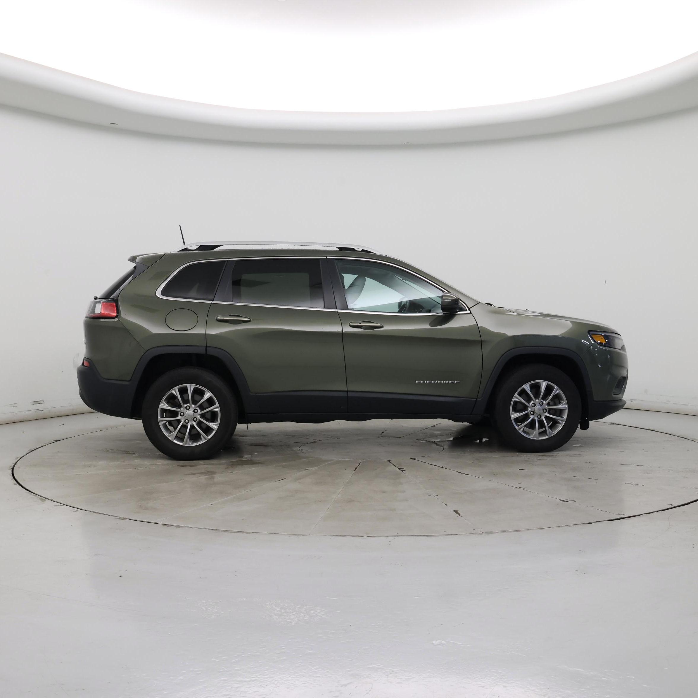 Thumbnail: 2020 Jeep Cherokee - 7