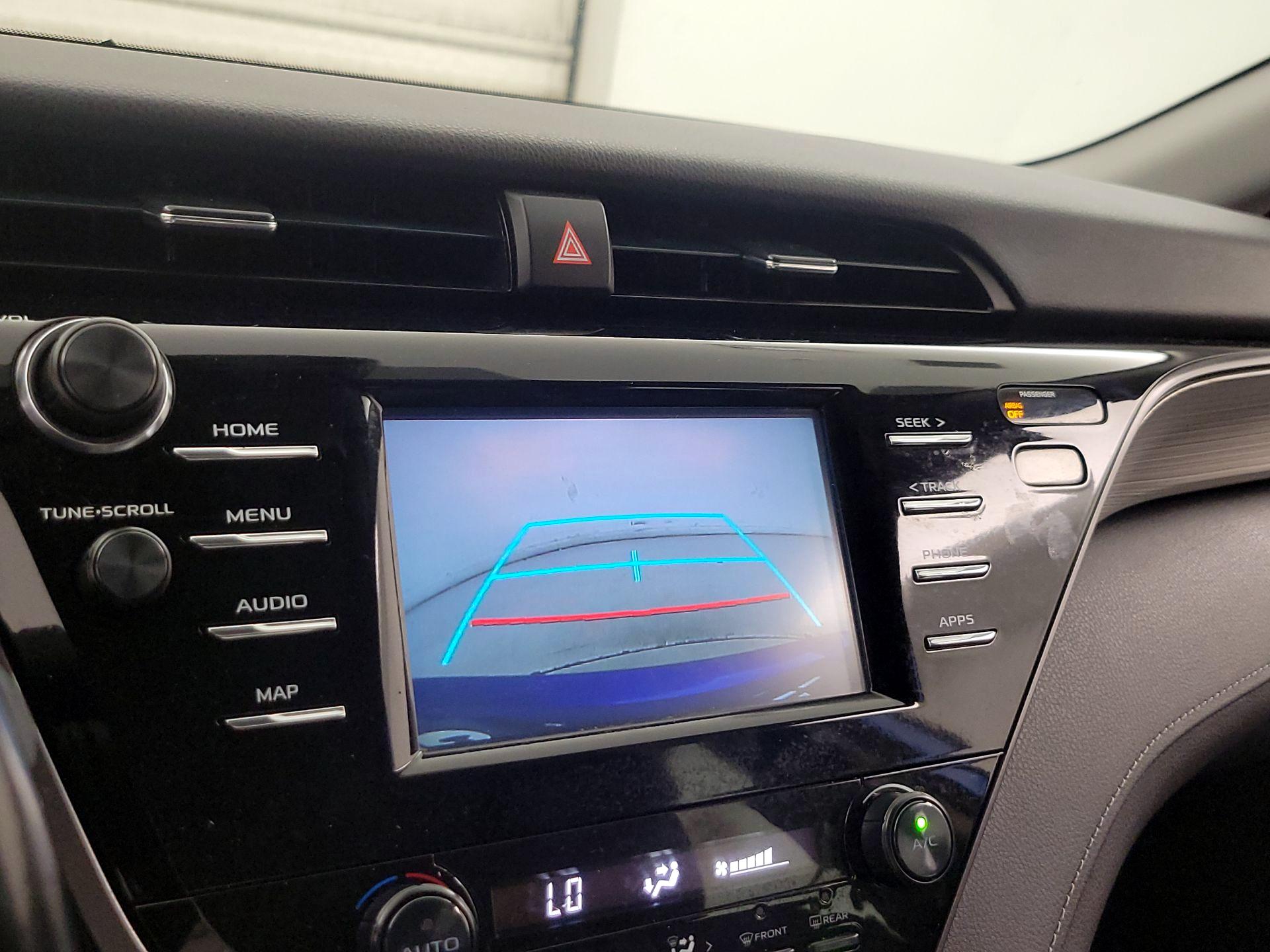 Thumbnail: 2019 Toyota Camry - 14