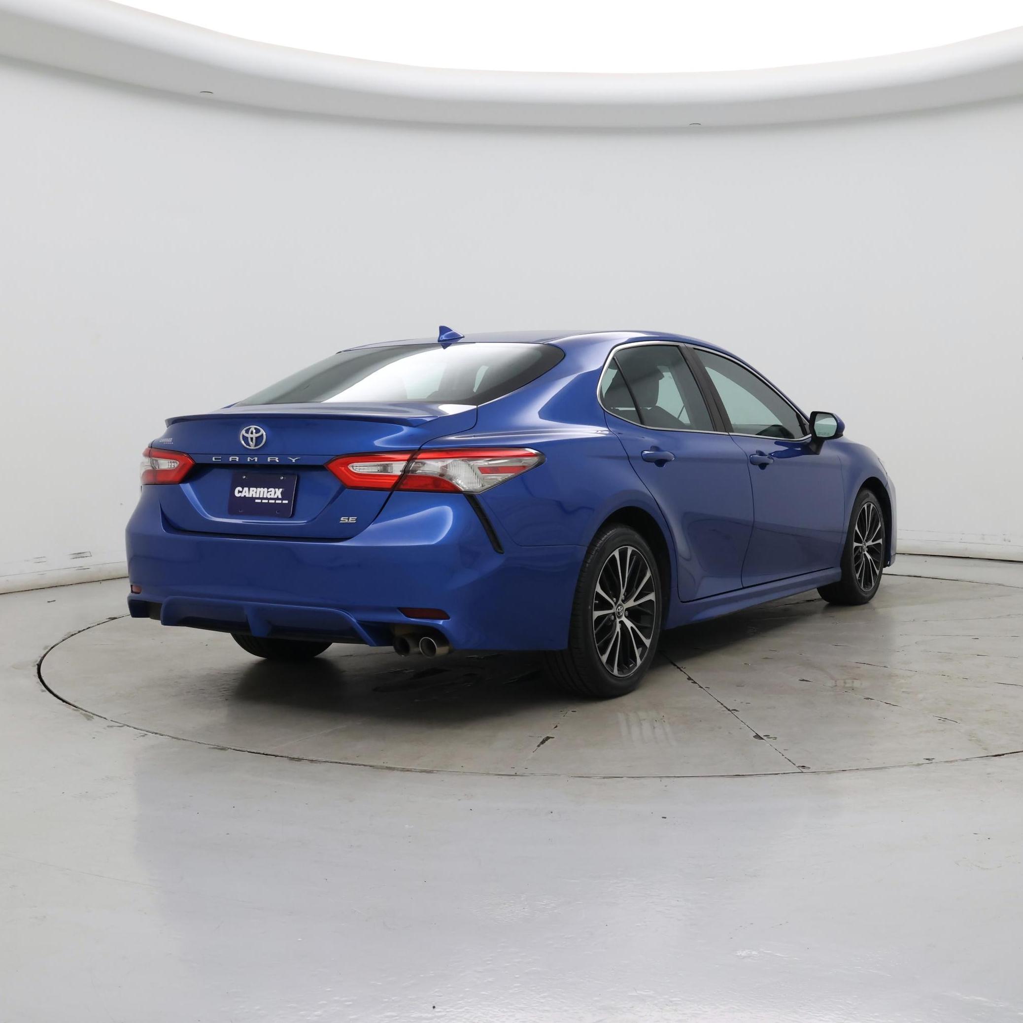 Thumbnail: 2019 Toyota Camry - 8