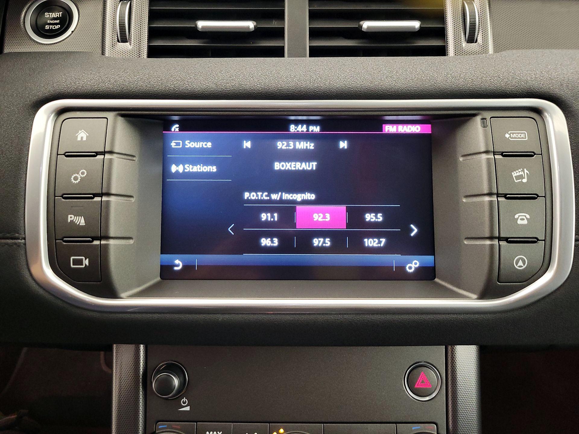Thumbnail: 2019 Land Rover Range Rover Evoque - 16