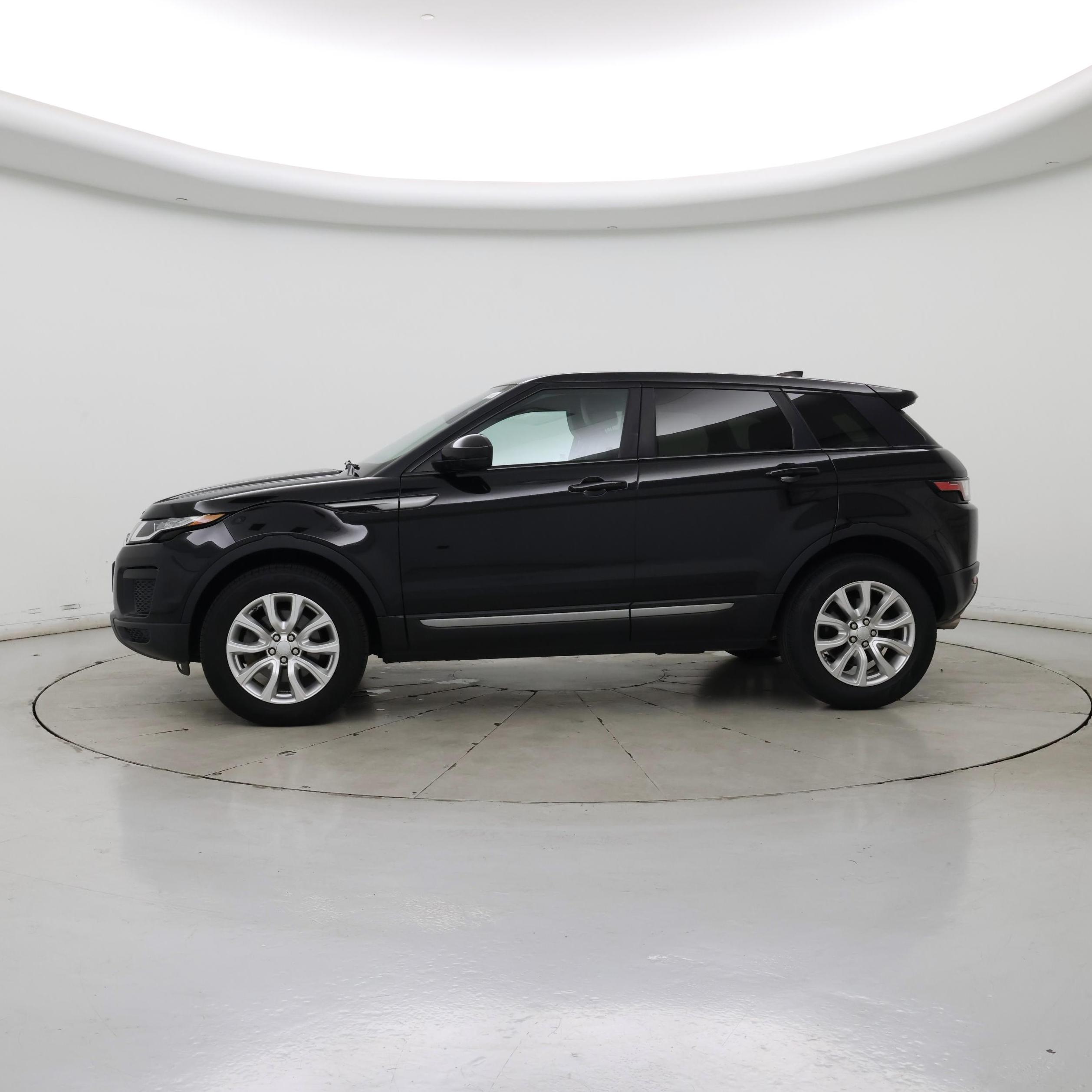 Thumbnail: 2019 Land Rover Range Rover Evoque - 3