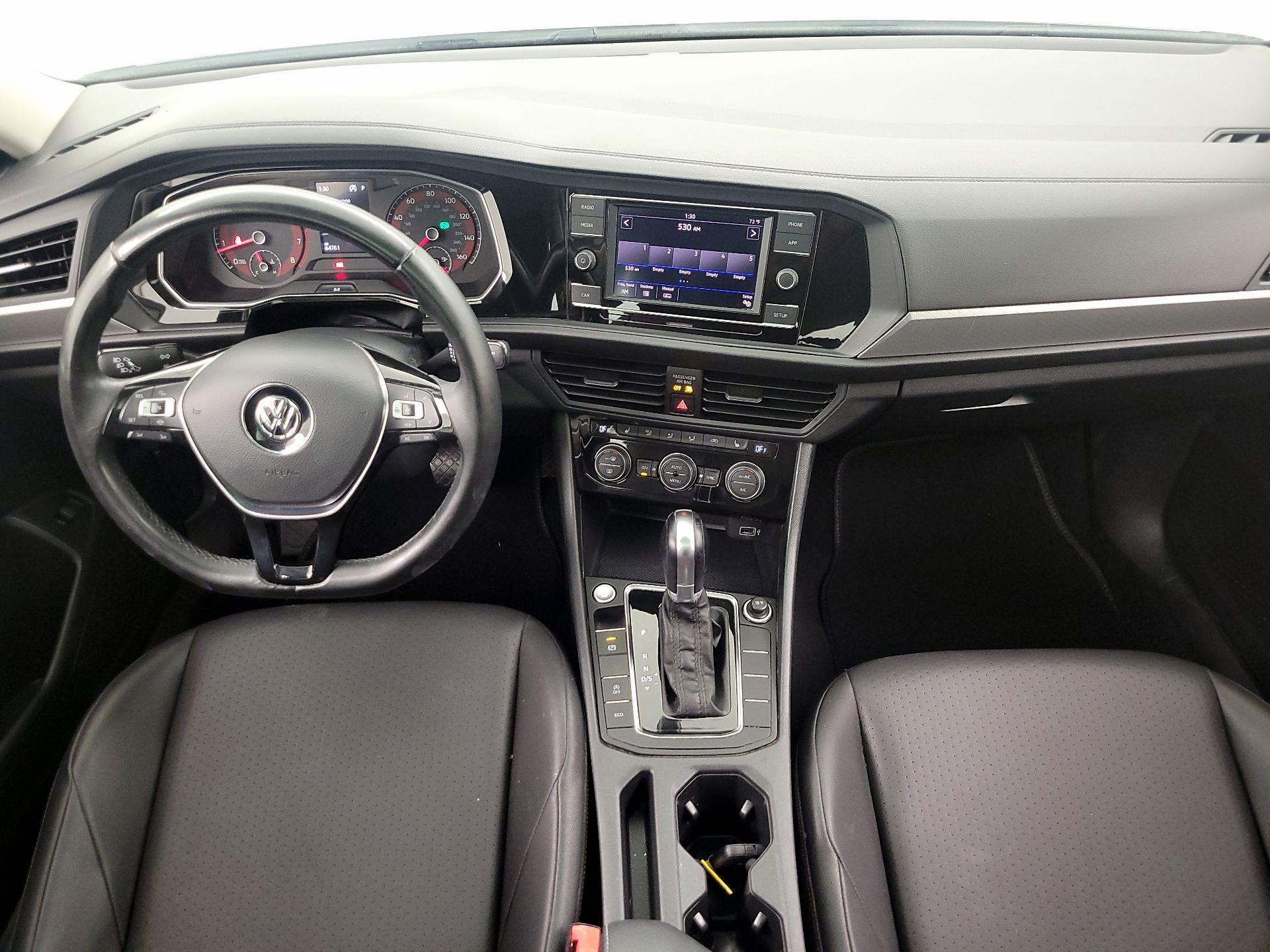 Thumbnail: 2019 Volkswagen Jetta - 9