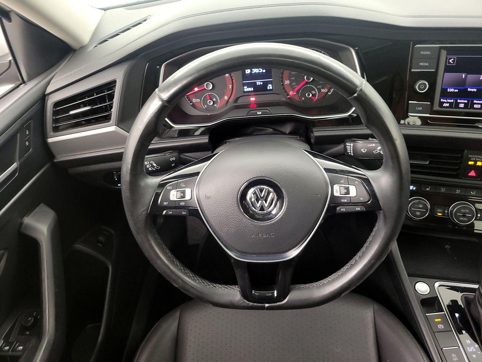 Thumbnail: 2019 Volkswagen Jetta - 10