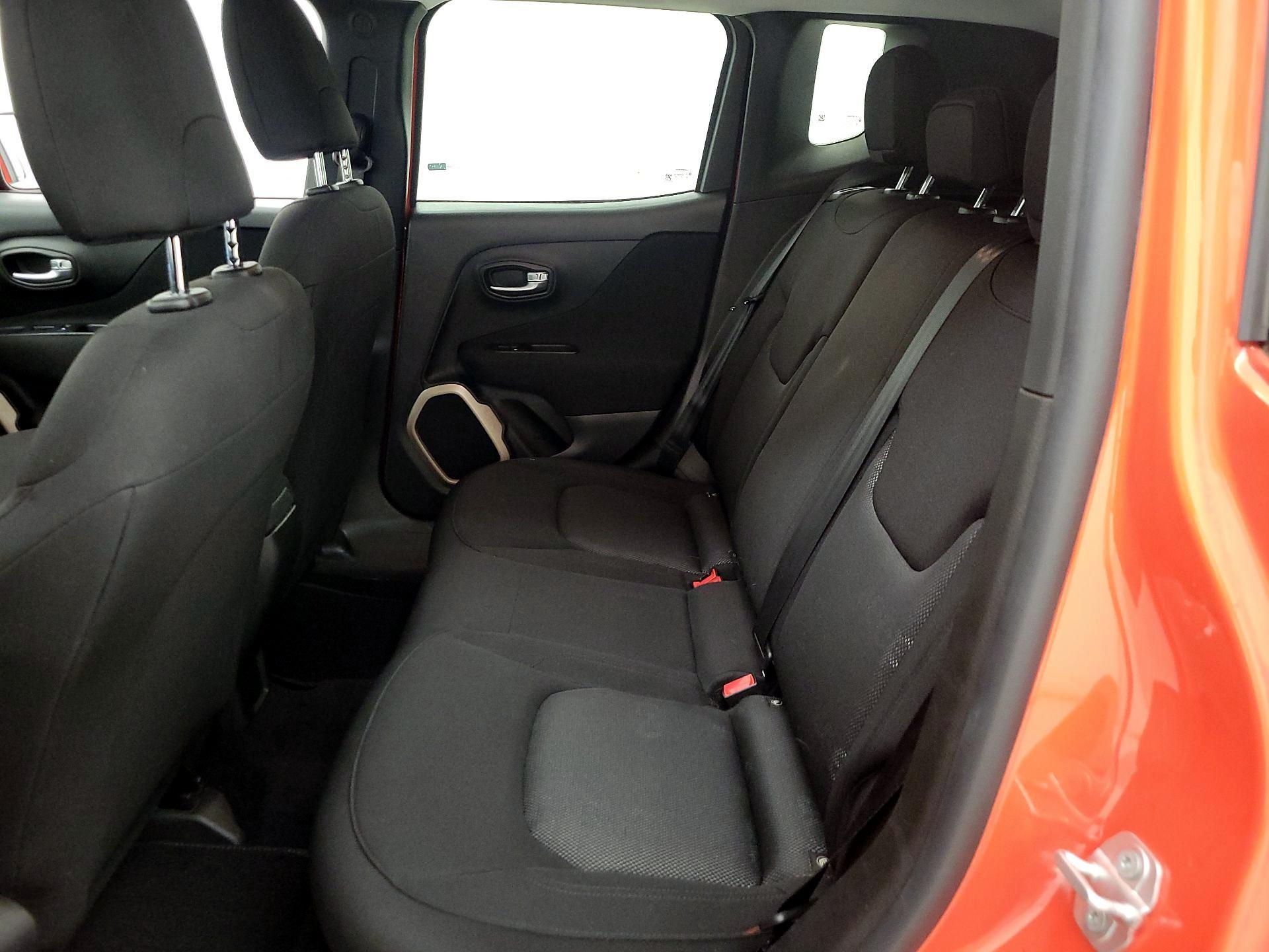 Thumbnail: 2017 Jeep Renegade - 19