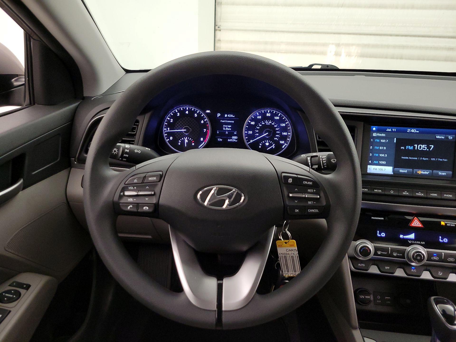 Thumbnail: 2020 Hyundai Elantra - 10