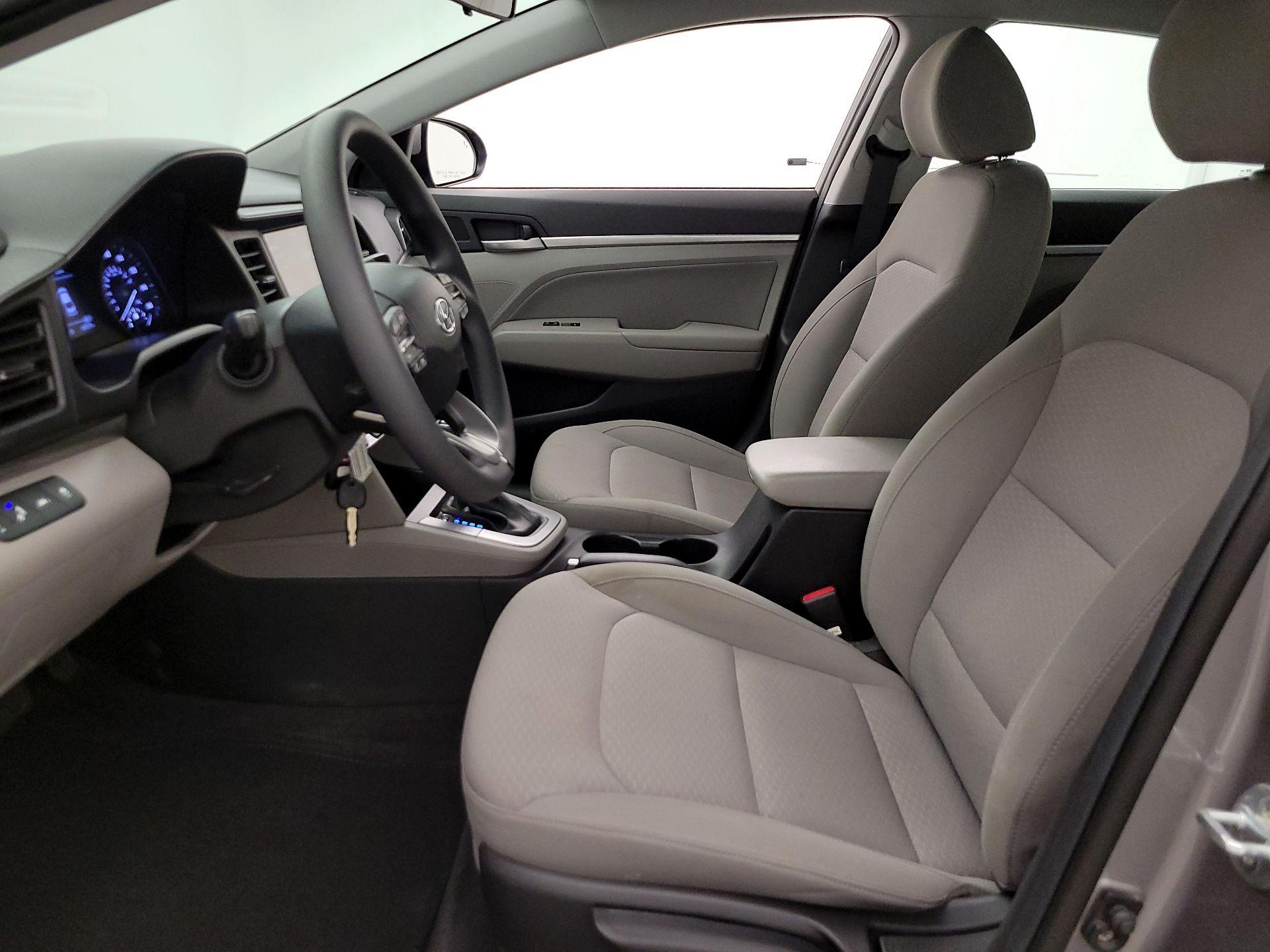 Thumbnail: 2020 Hyundai Elantra - 11
