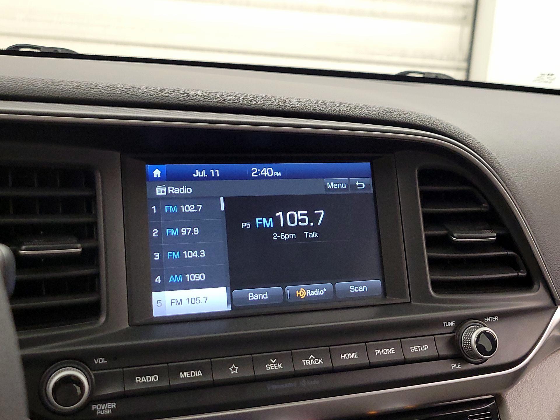 Thumbnail: 2020 Hyundai Elantra - 15