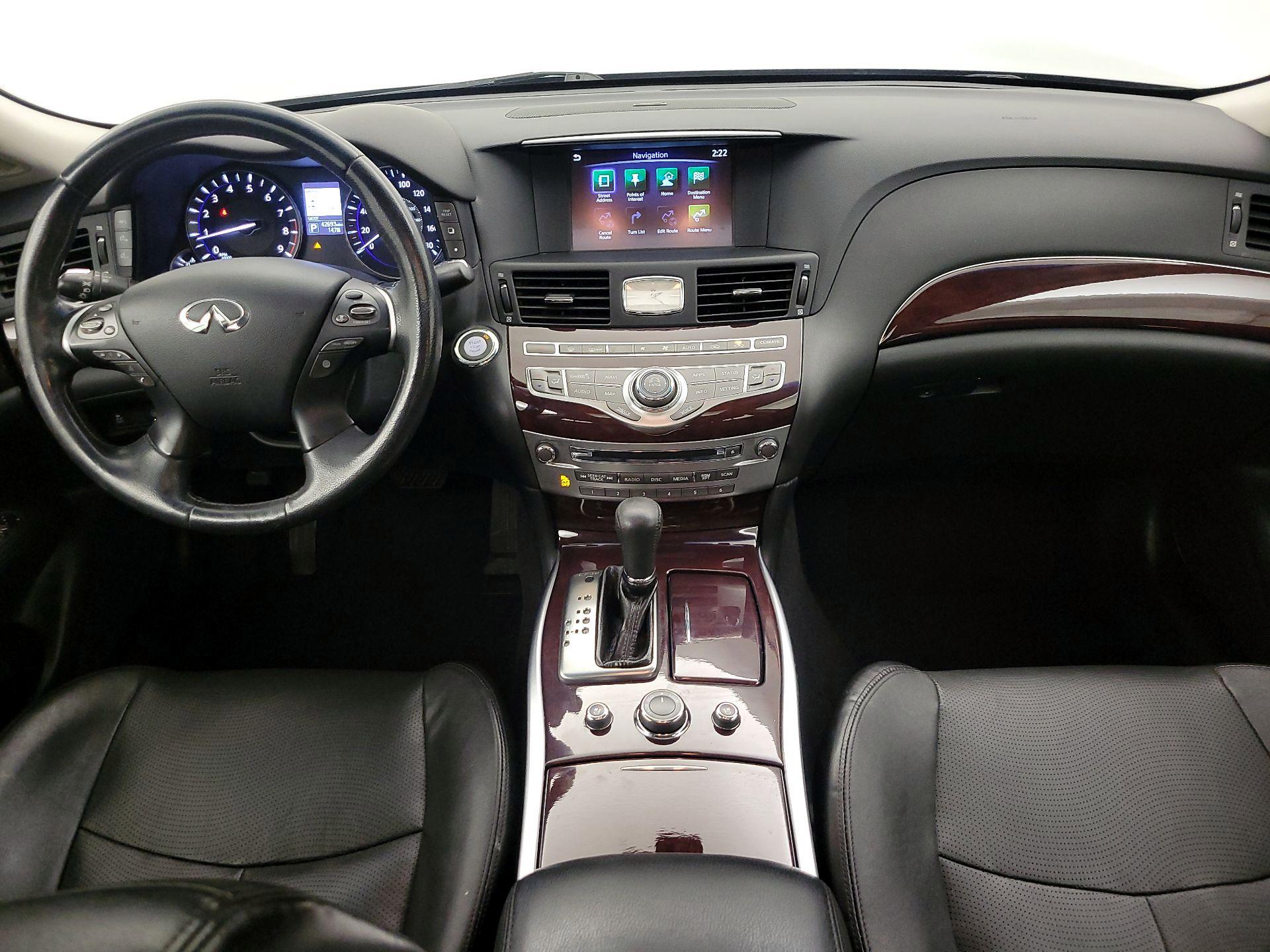 Thumbnail: 2019 INFINITI Q70 - 9