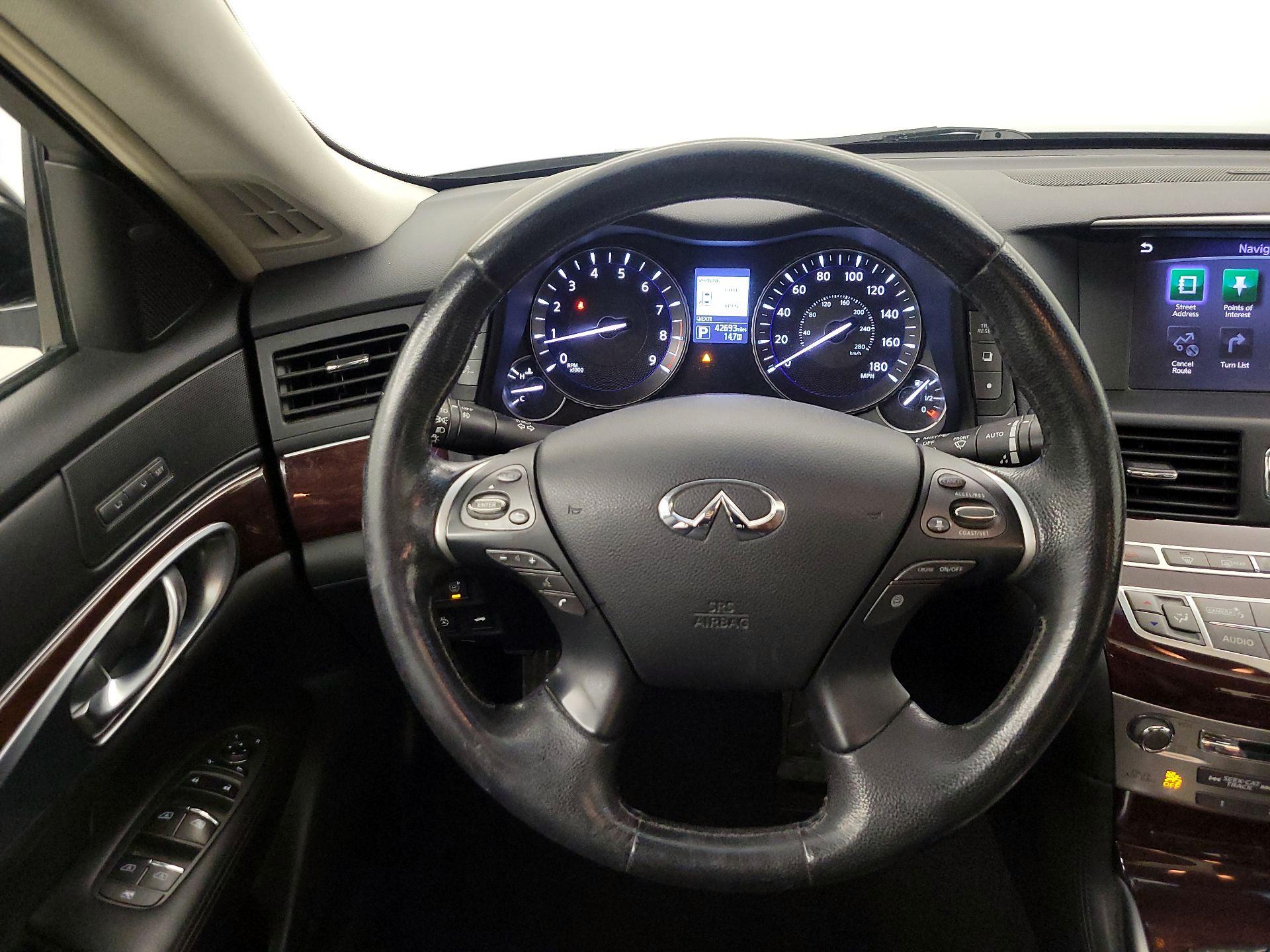 Thumbnail: 2019 INFINITI Q70 - 10