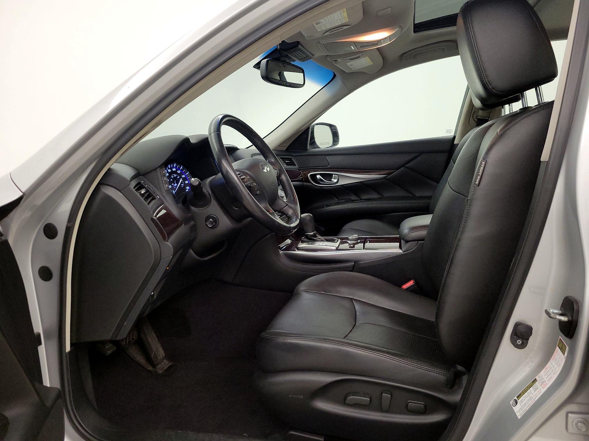 Thumbnail: 2019 INFINITI Q70 - 11