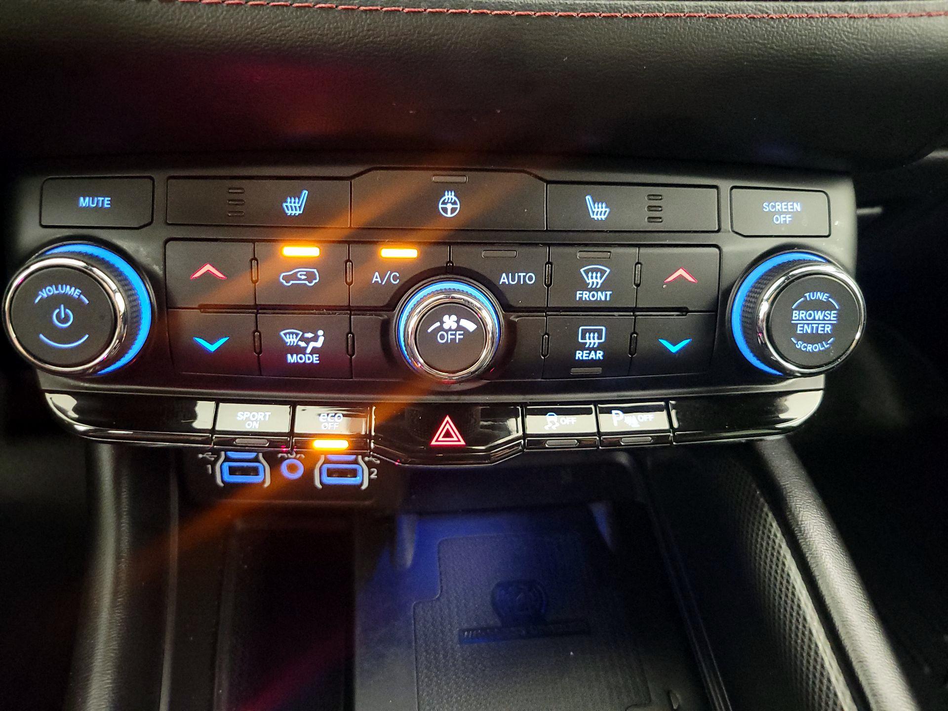 Thumbnail: 2021 Dodge Durango - 16
