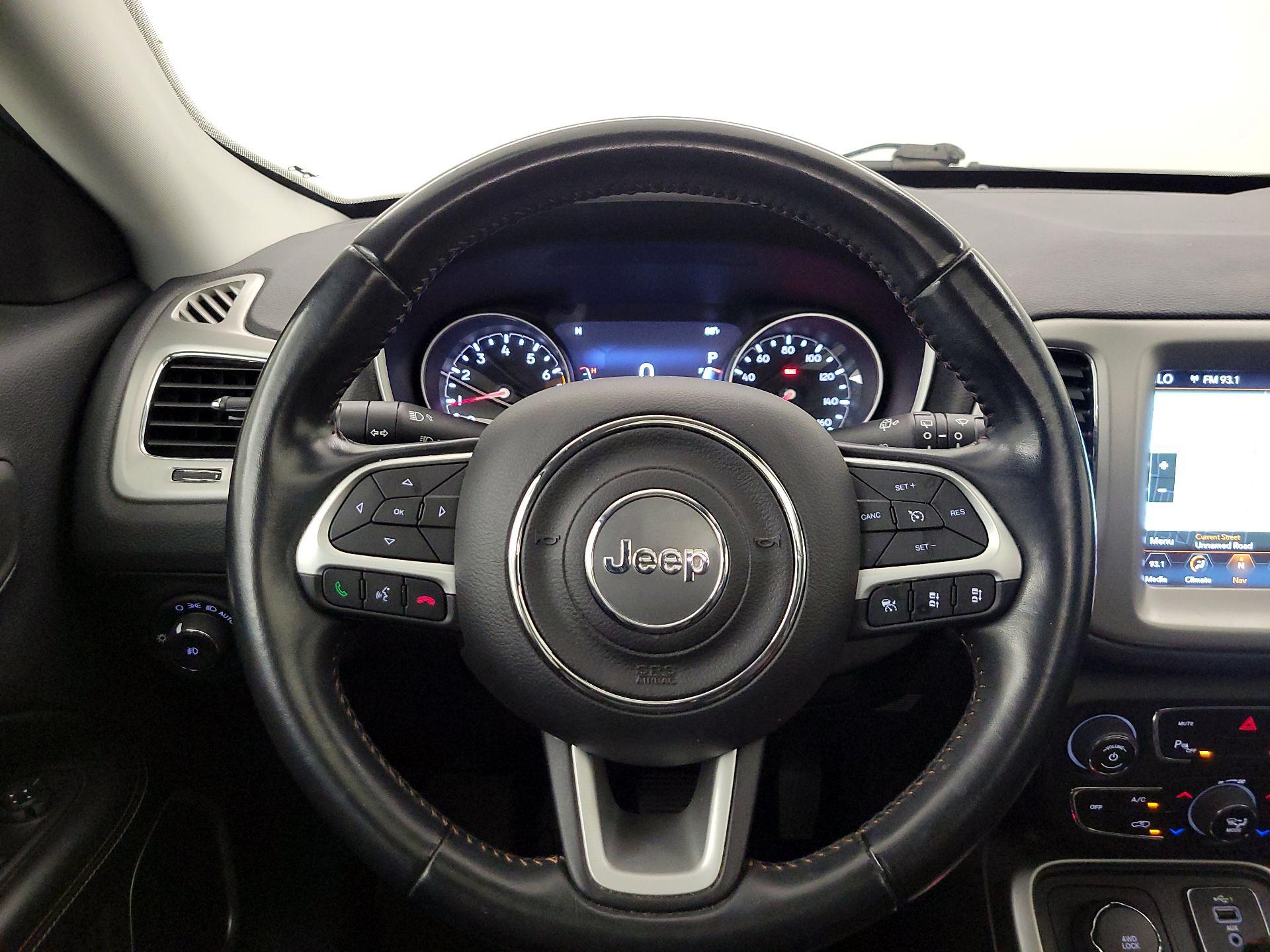 Thumbnail: 2020 Jeep Compass - 10