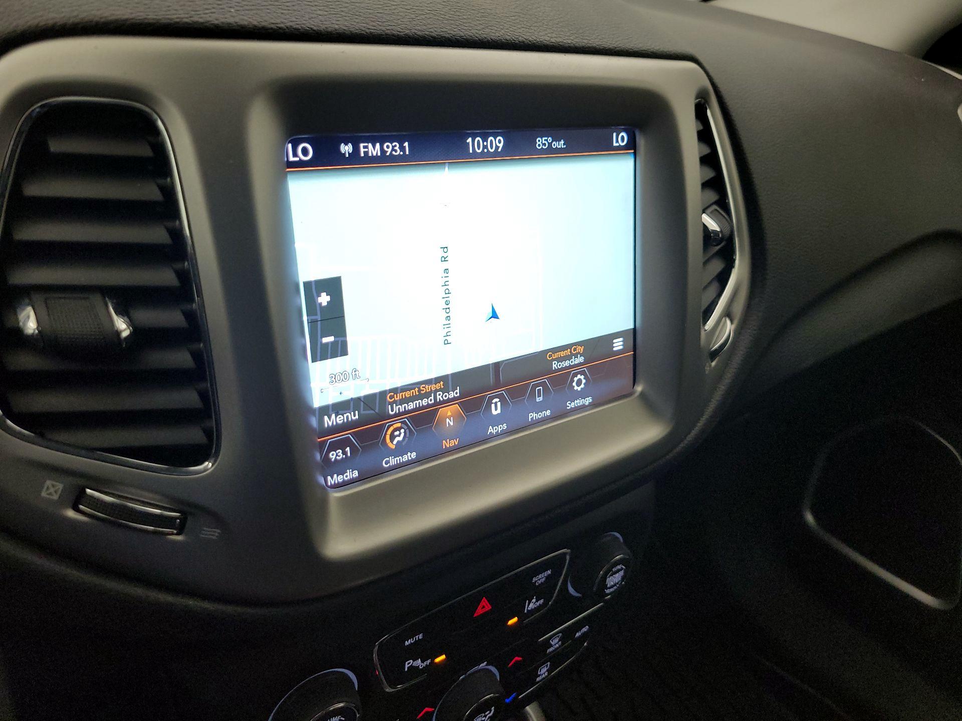 Thumbnail: 2020 Jeep Compass - 14