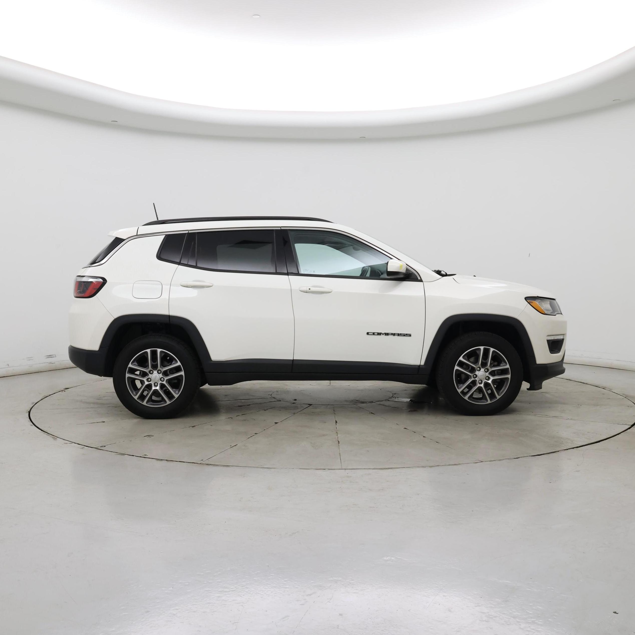 Thumbnail: 2020 Jeep Compass - 7