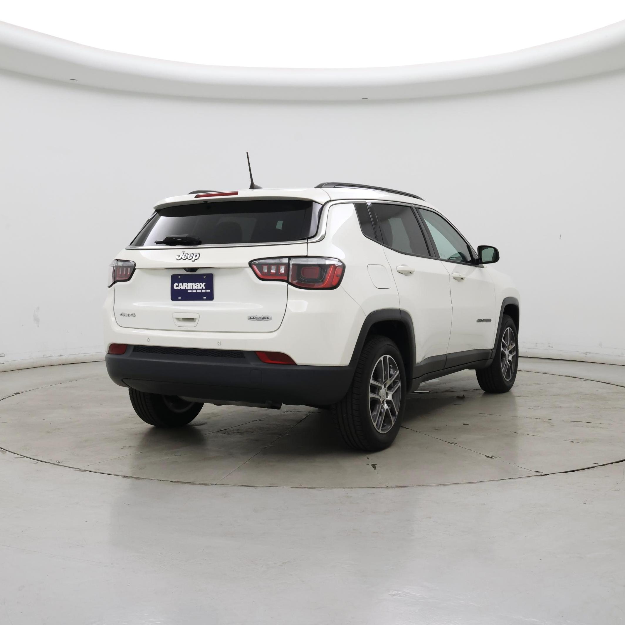 Thumbnail: 2020 Jeep Compass - 8