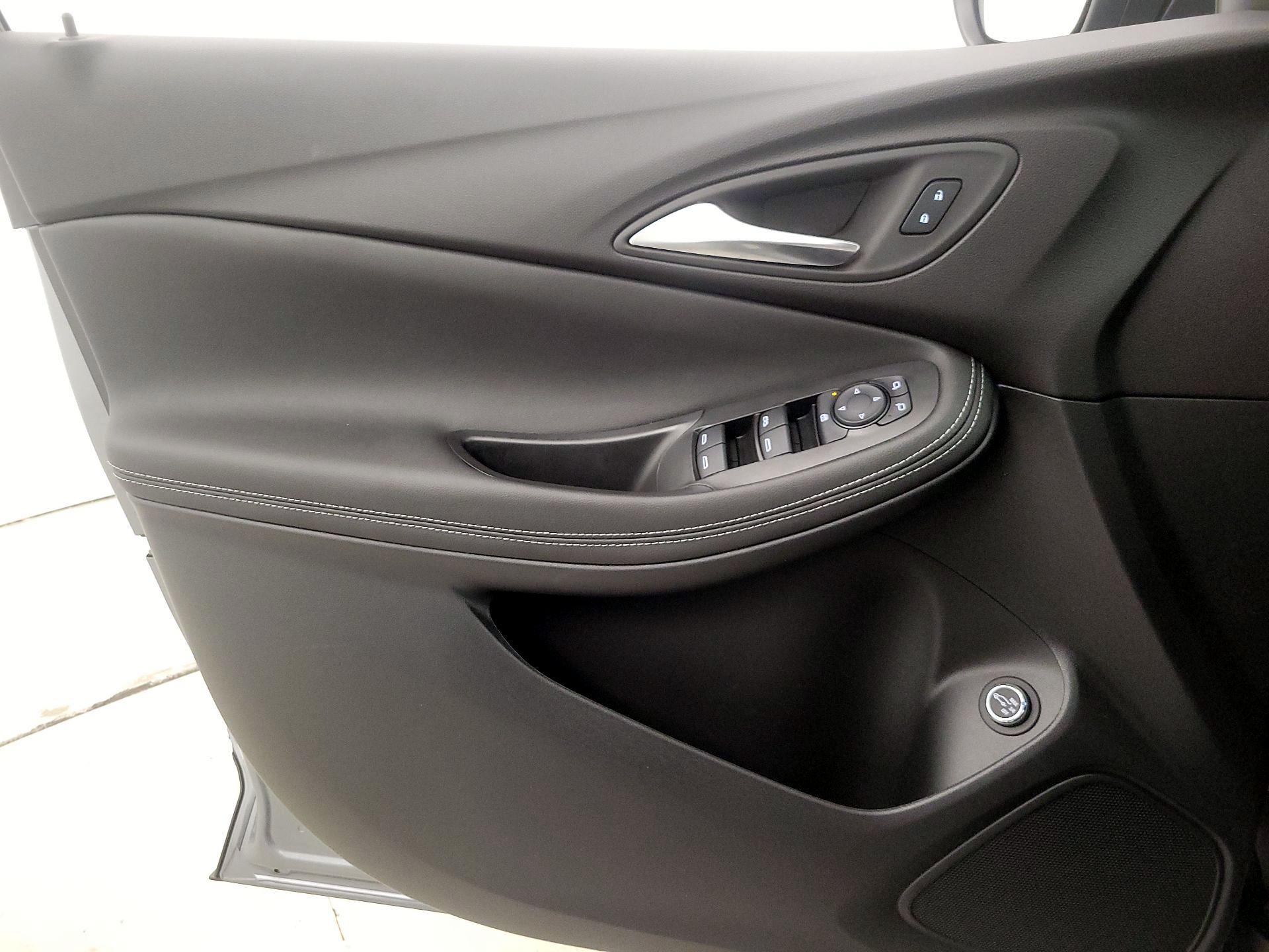 Thumbnail: 2025 Buick Encore GX - 12