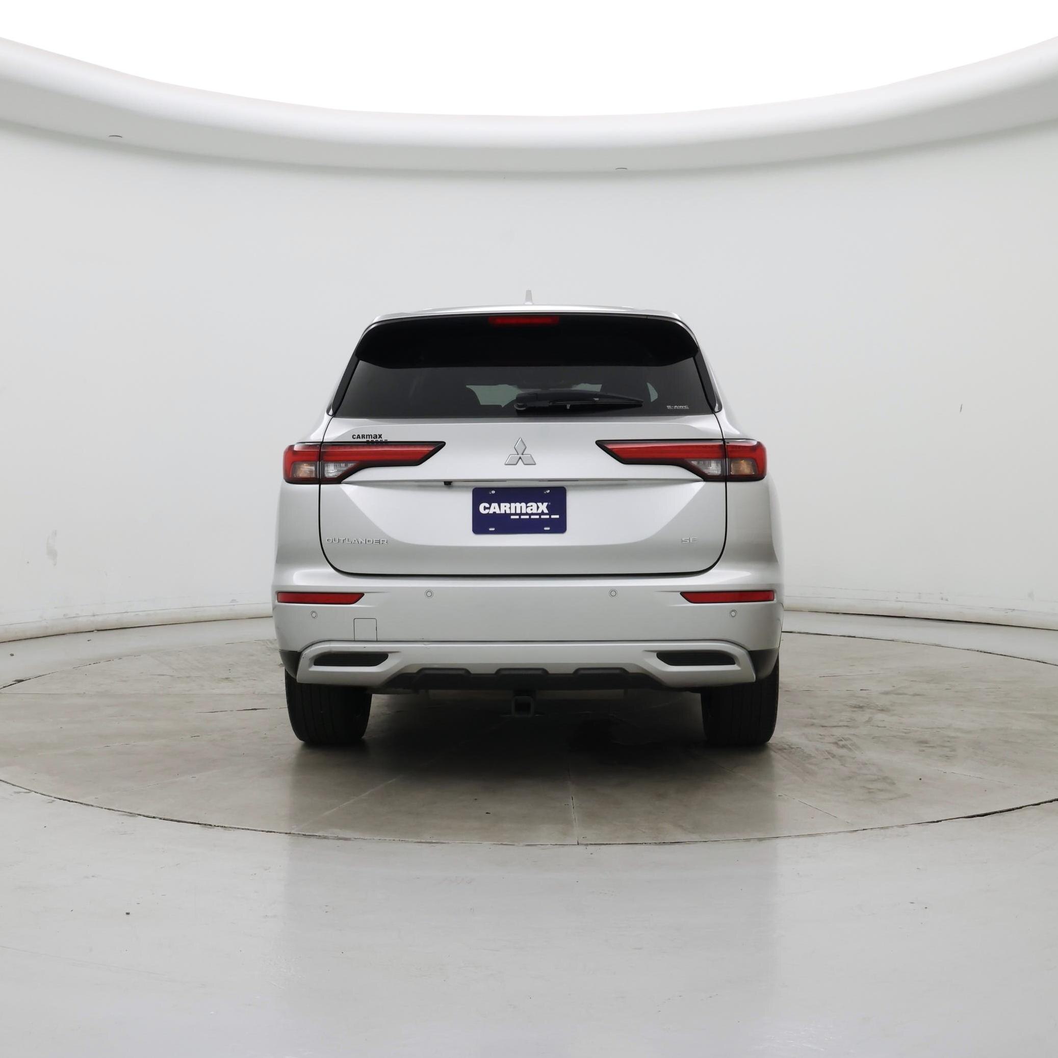 Thumbnail: 2023 Mitsubishi Outlander - 6