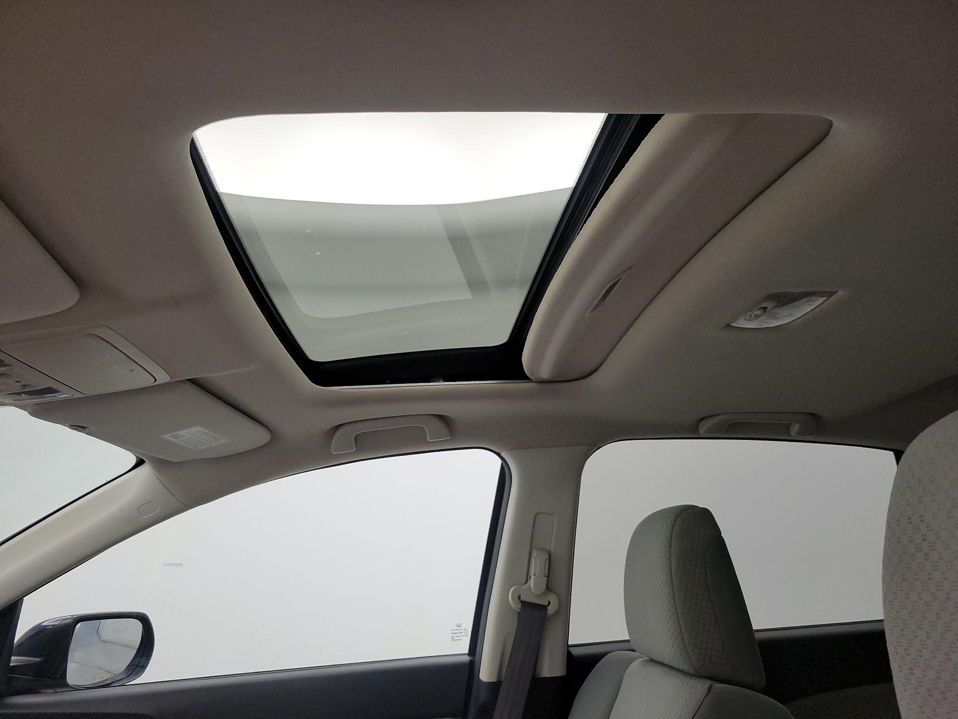 Thumbnail: 2016 Honda CR-V - 18