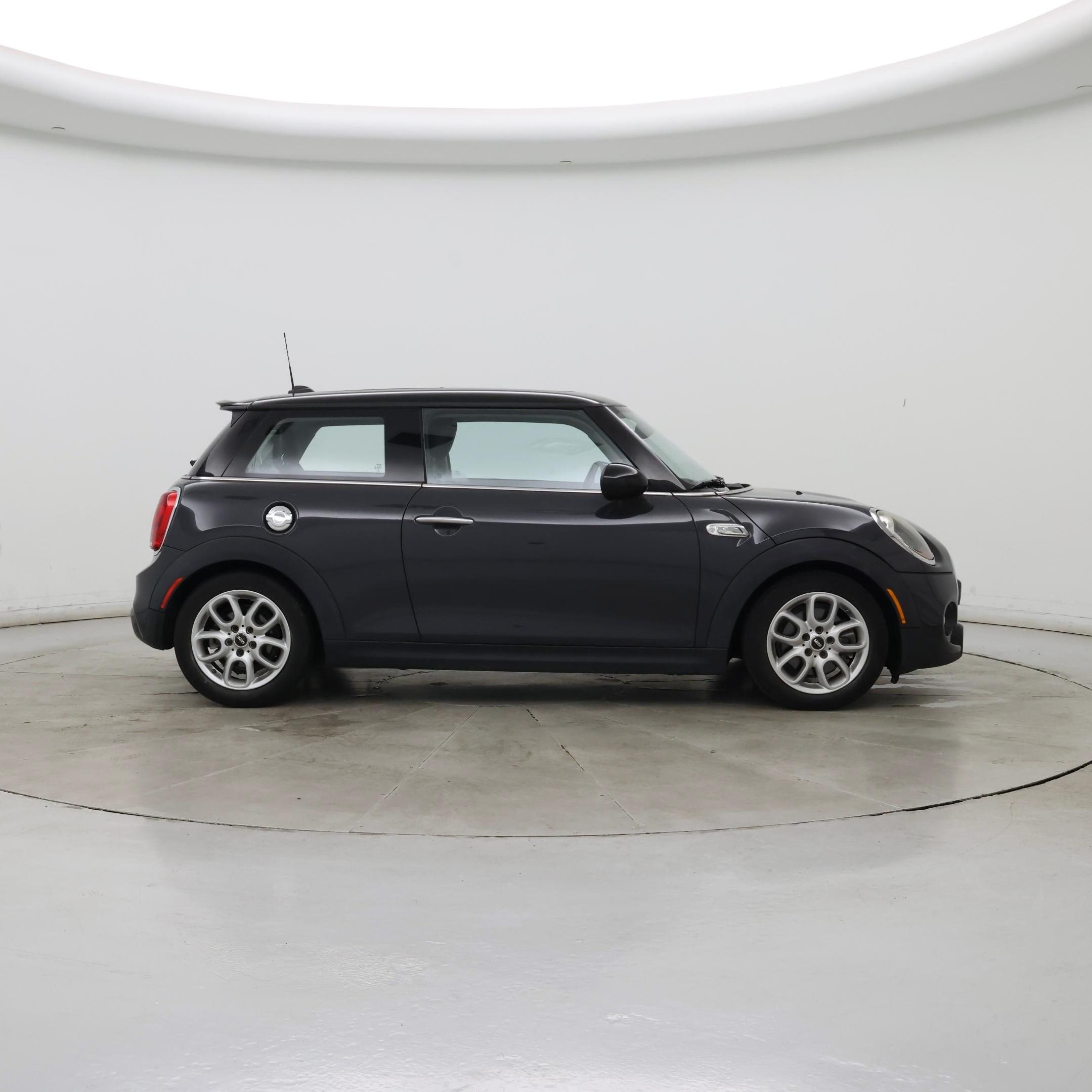 Thumbnail: 2015 MINI Cooper Hardtop - 7