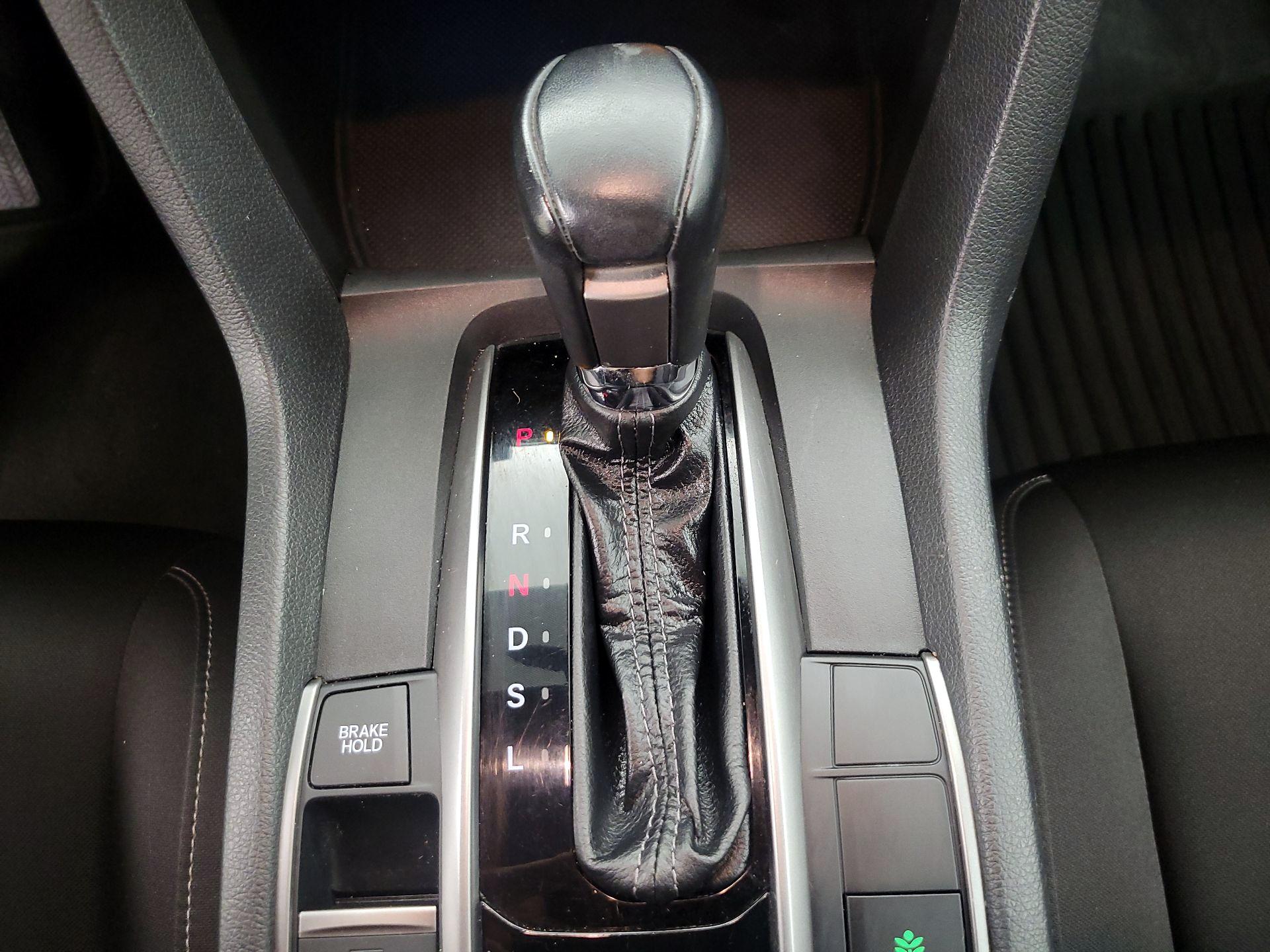 Thumbnail: 2020 Honda Civic - 17
