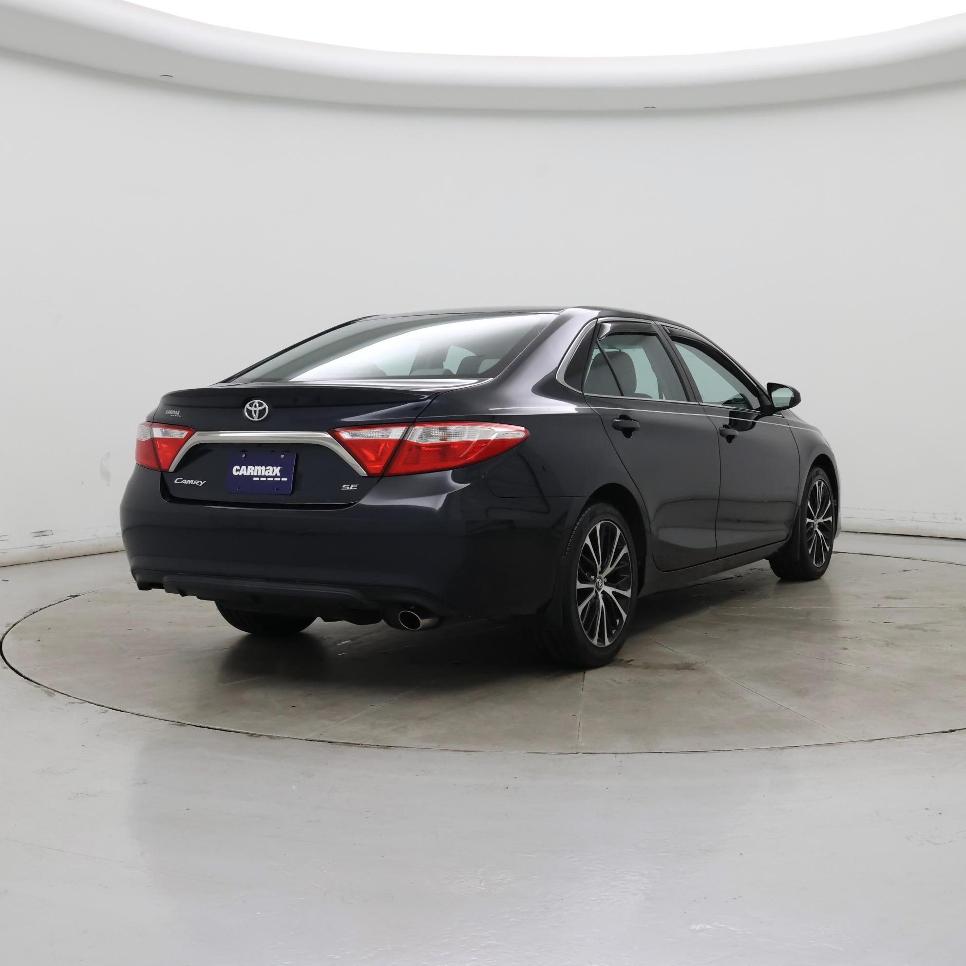 Thumbnail: 2016 Toyota Camry - 8