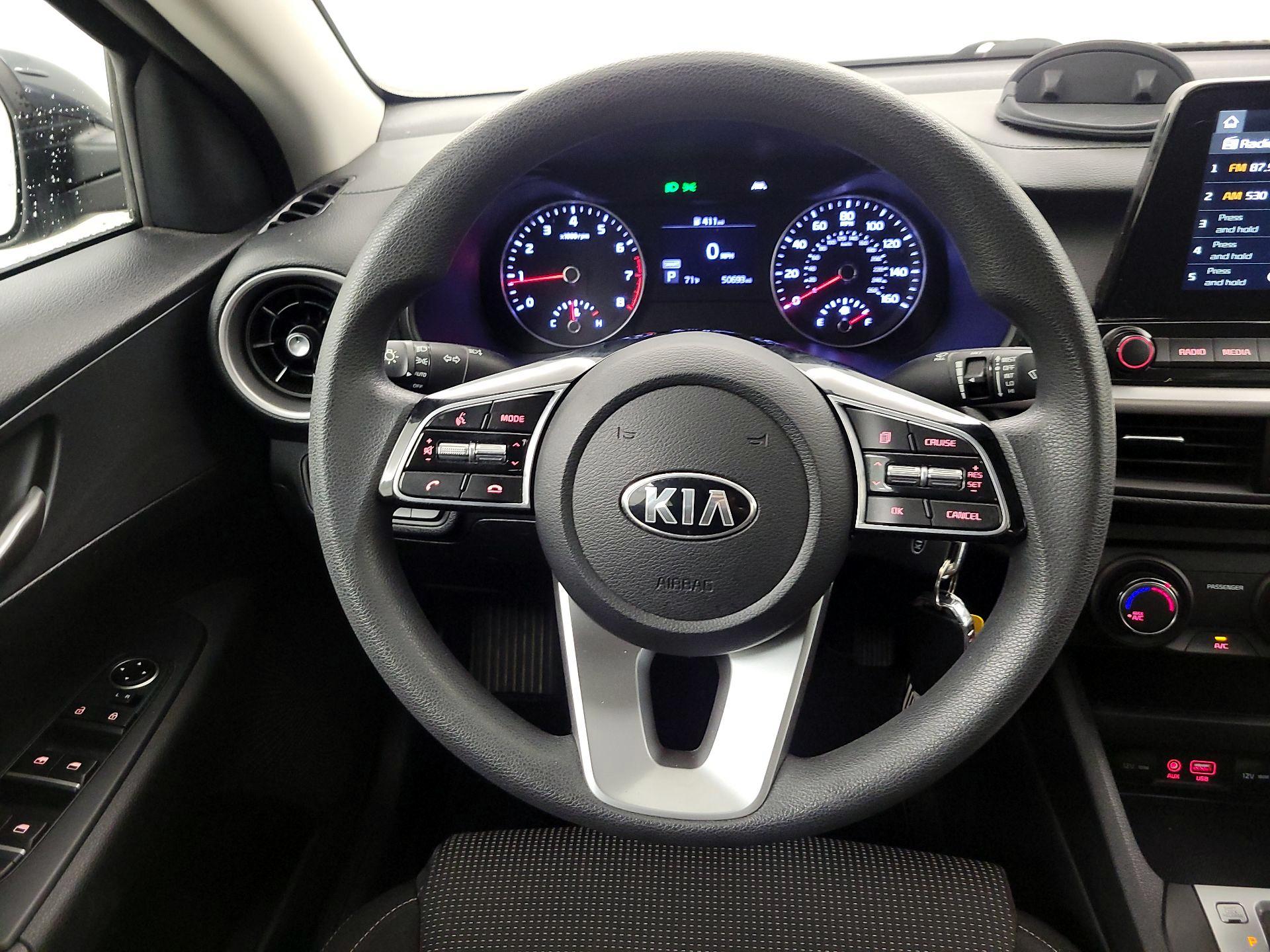 Thumbnail: 2020 Kia Forte - 10