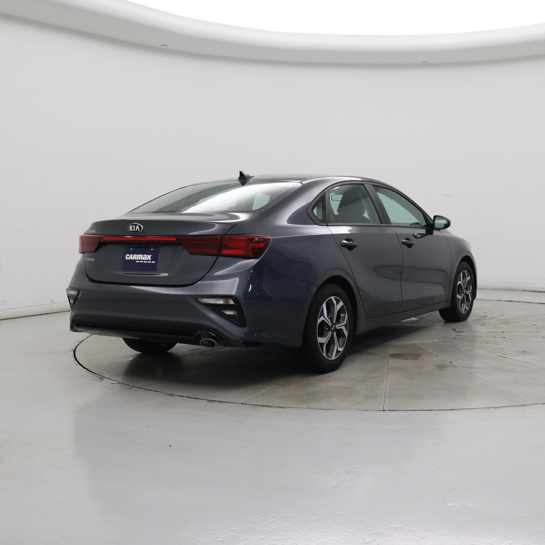 Thumbnail: 2020 Kia Forte - 8