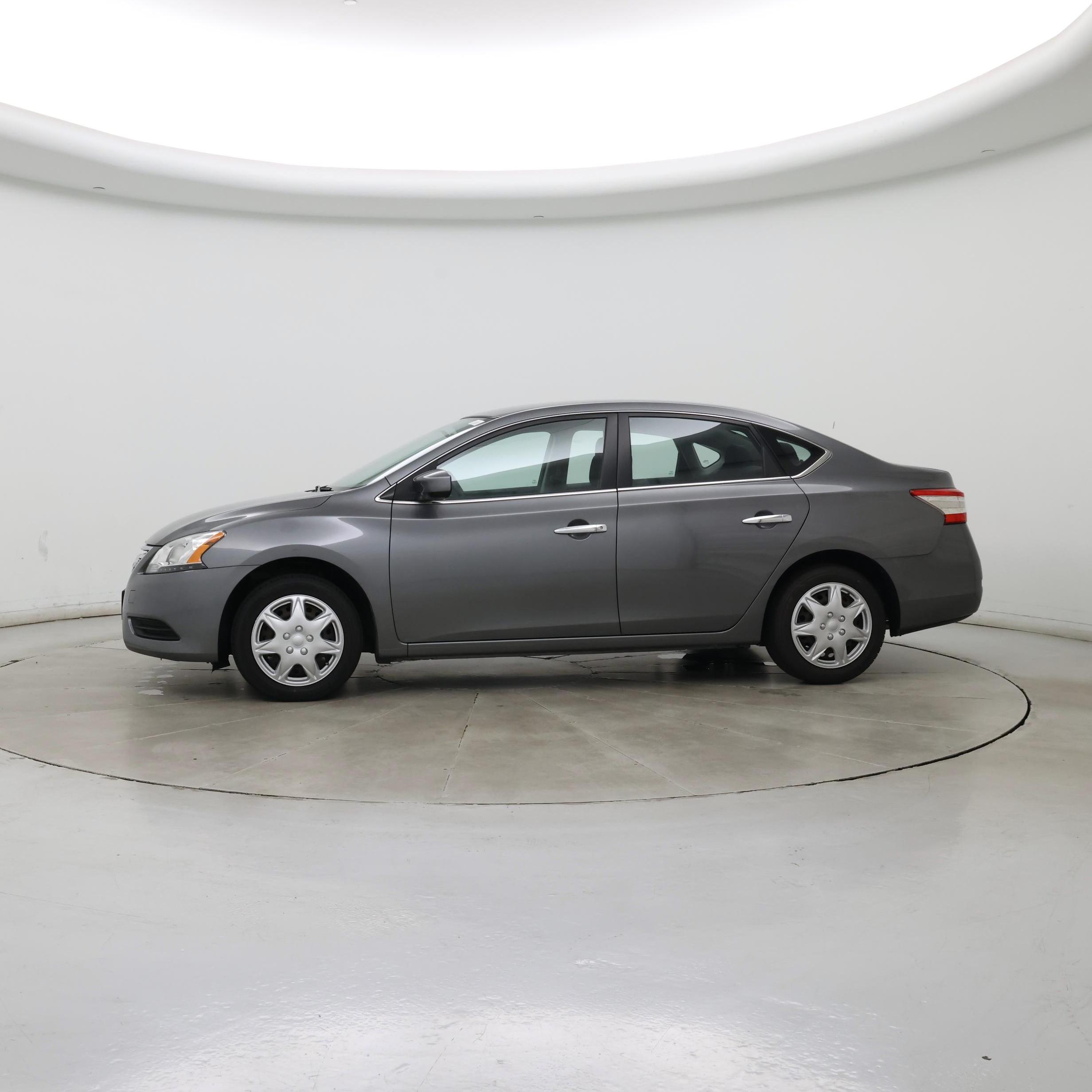 Thumbnail: 2015 Nissan Sentra - 3