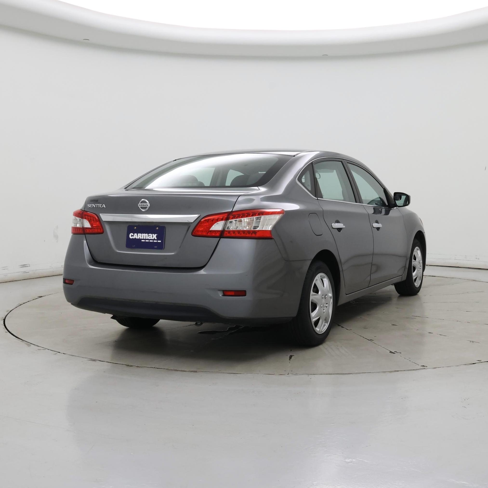 Thumbnail: 2015 Nissan Sentra - 8