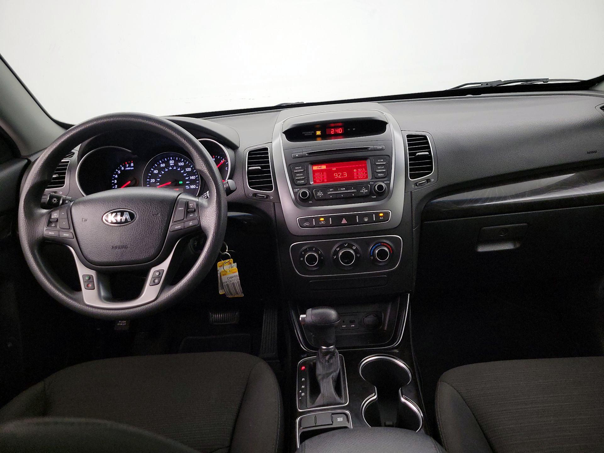 Thumbnail: 2015 Kia Sorento - 9