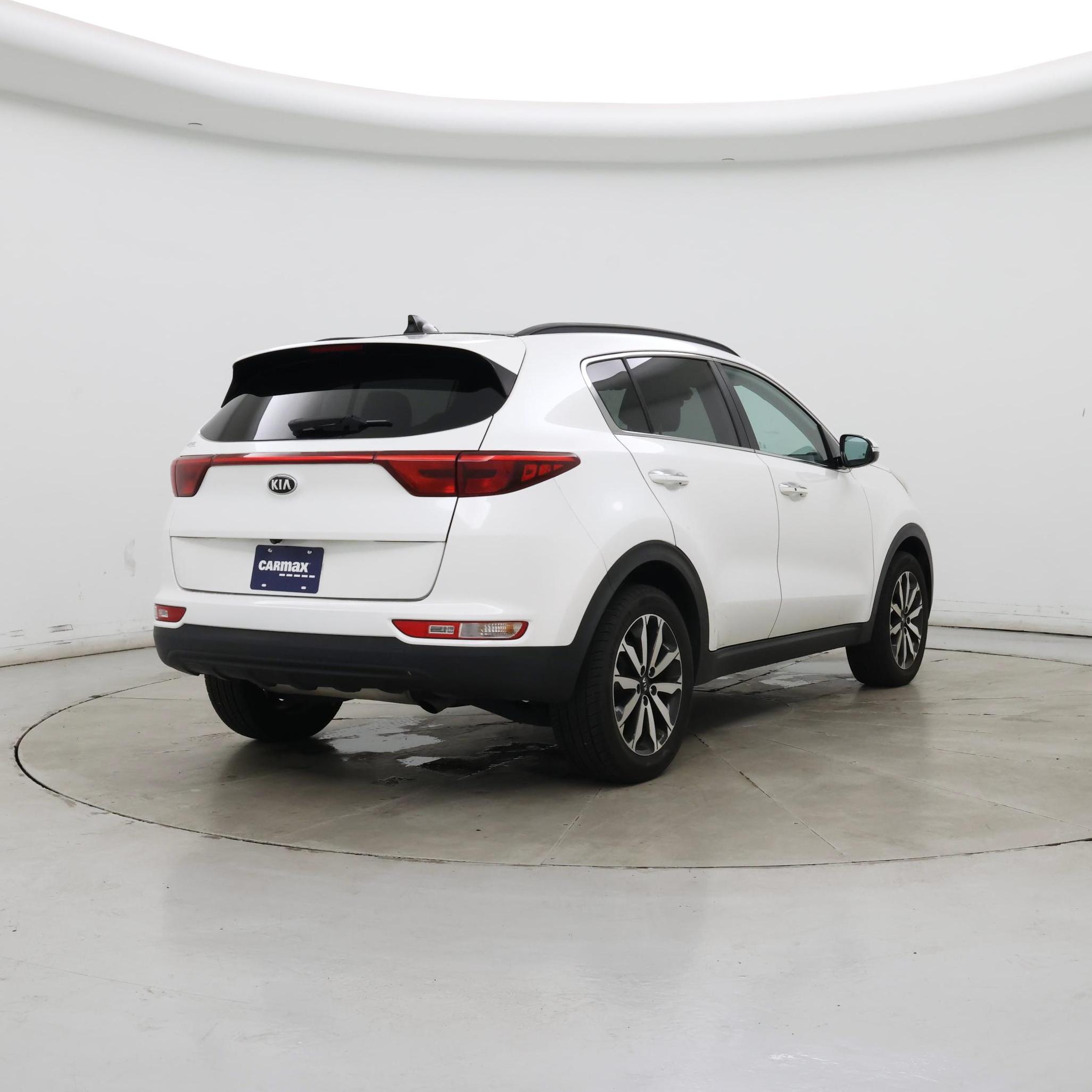 Thumbnail: 2017 Kia Sportage - 8