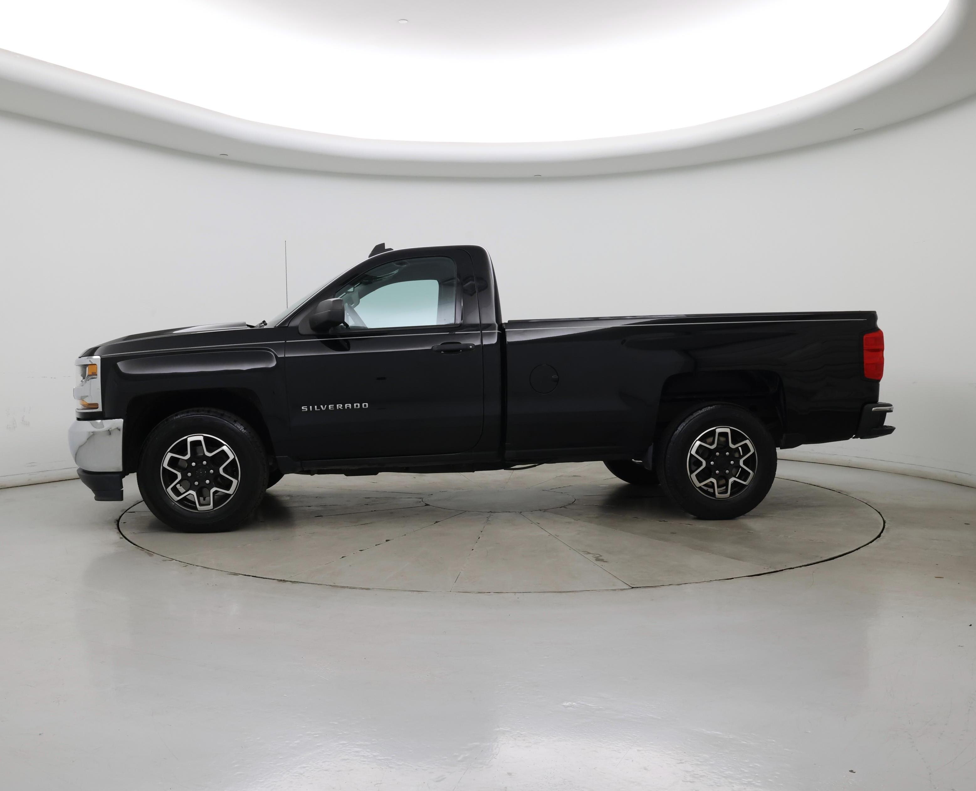 Thumbnail: 2017 Chevrolet Silverado 1500 - 3