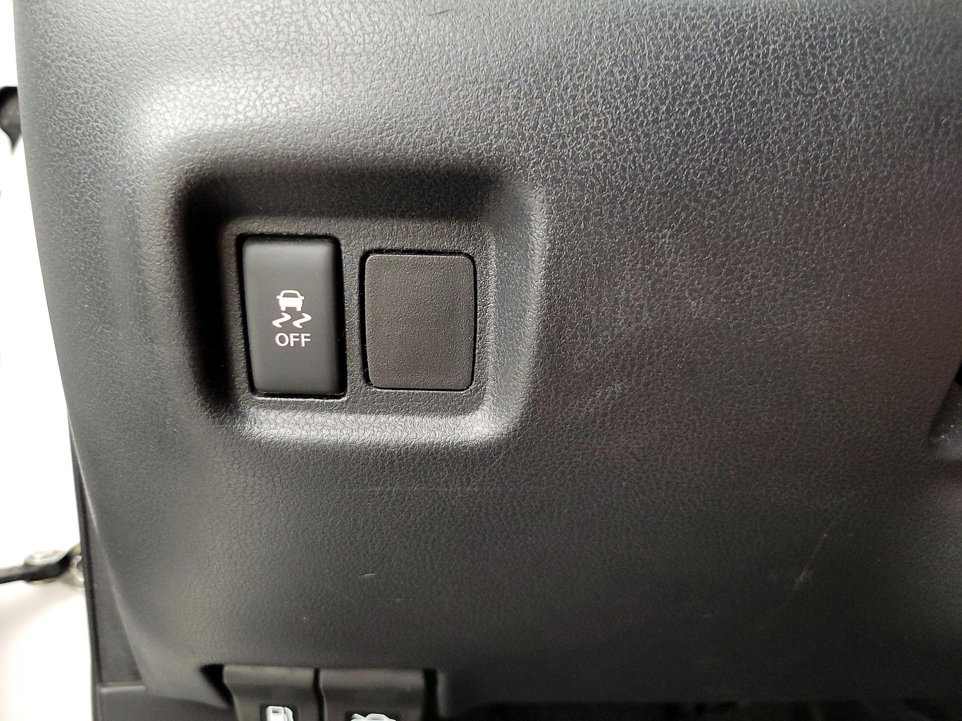 Thumbnail: 2019 Nissan Versa - 13