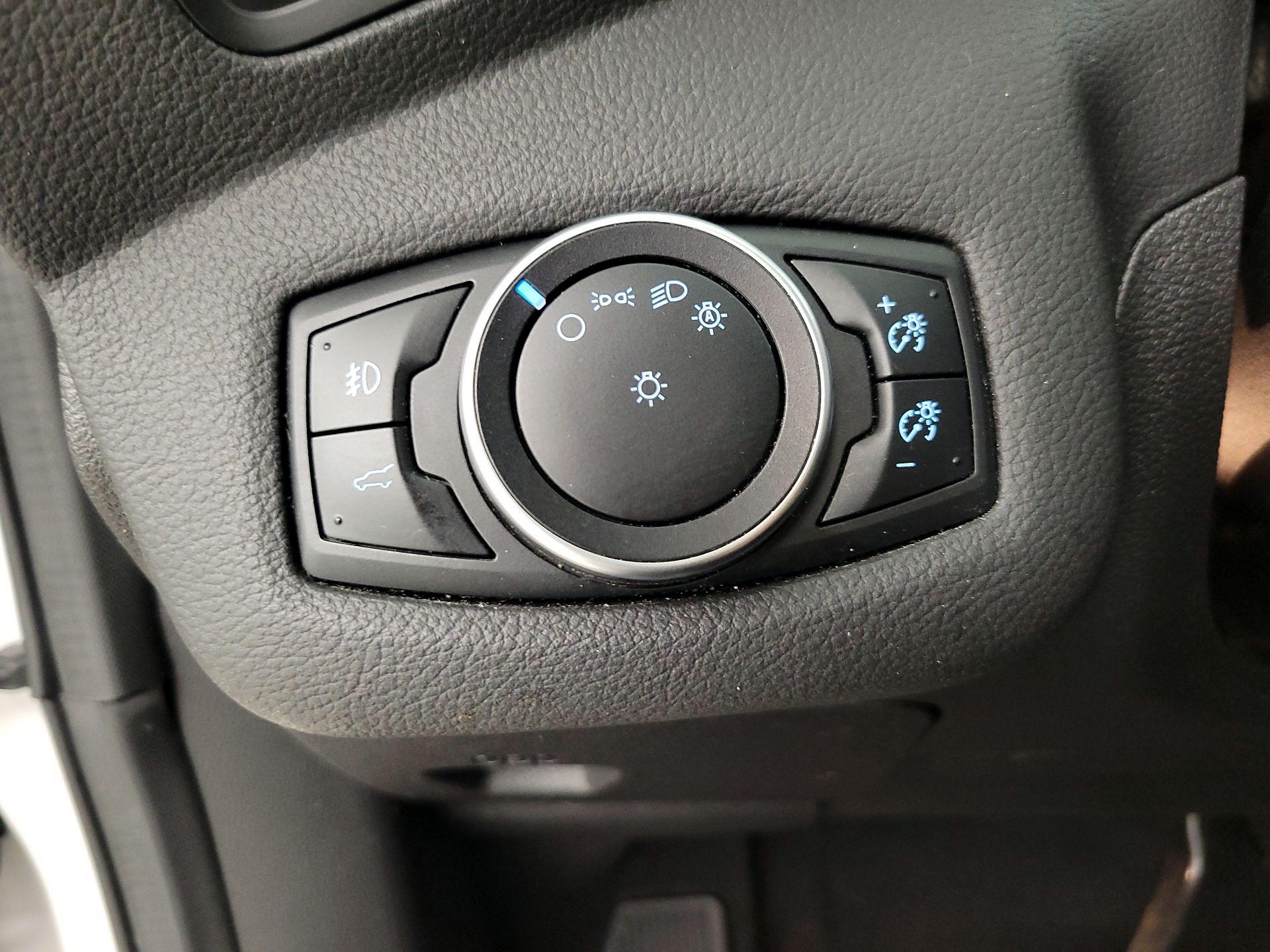 Thumbnail: 2017 Ford Escape - 13