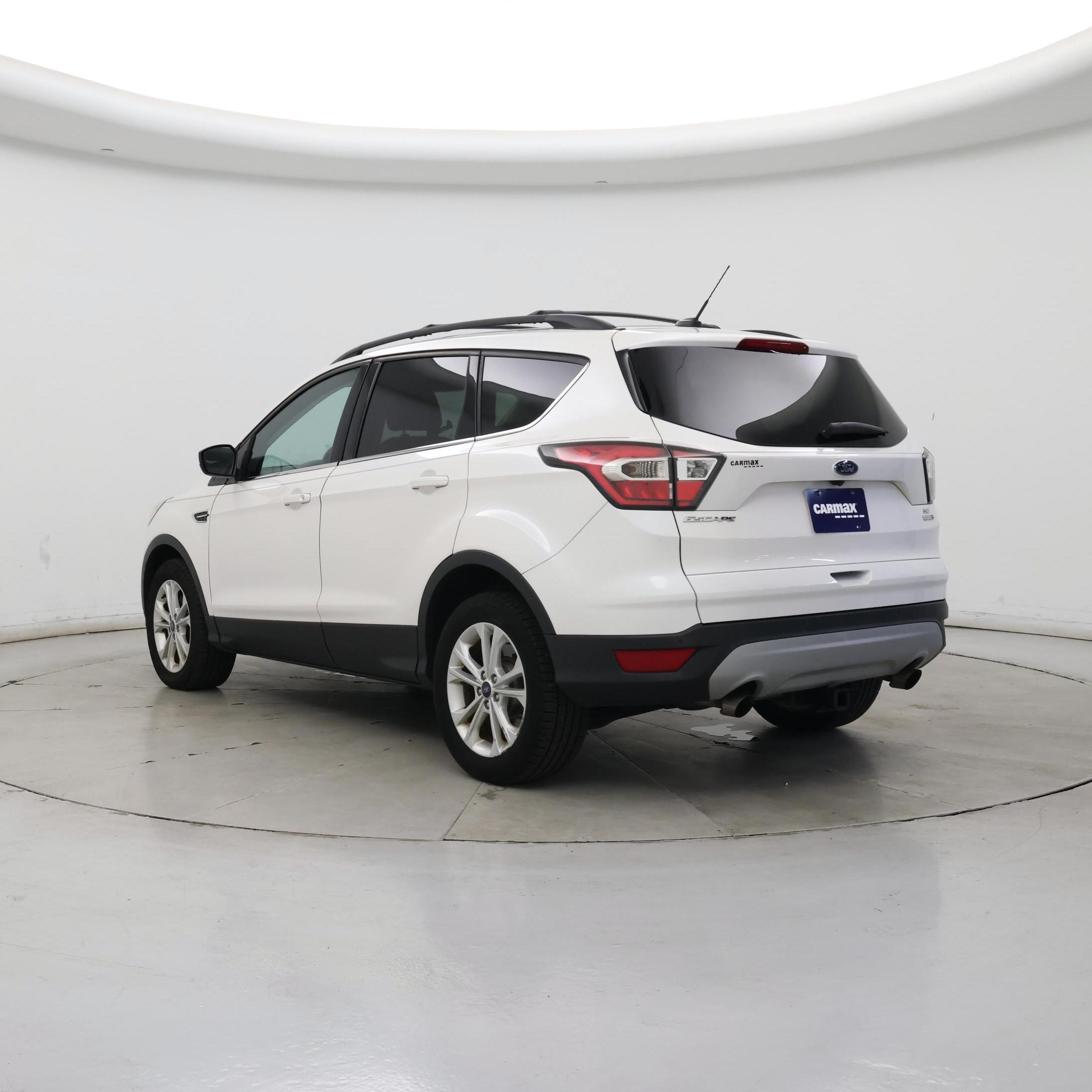 Thumbnail: 2017 Ford Escape - 2