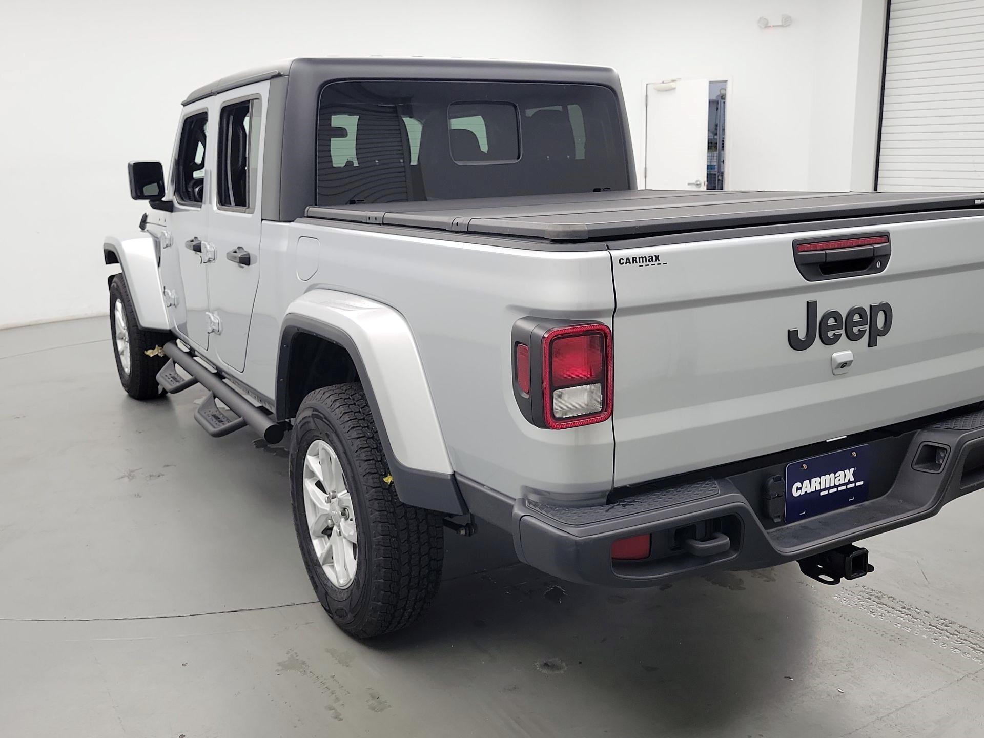Thumbnail: 2023 Jeep Gladiator - 7
