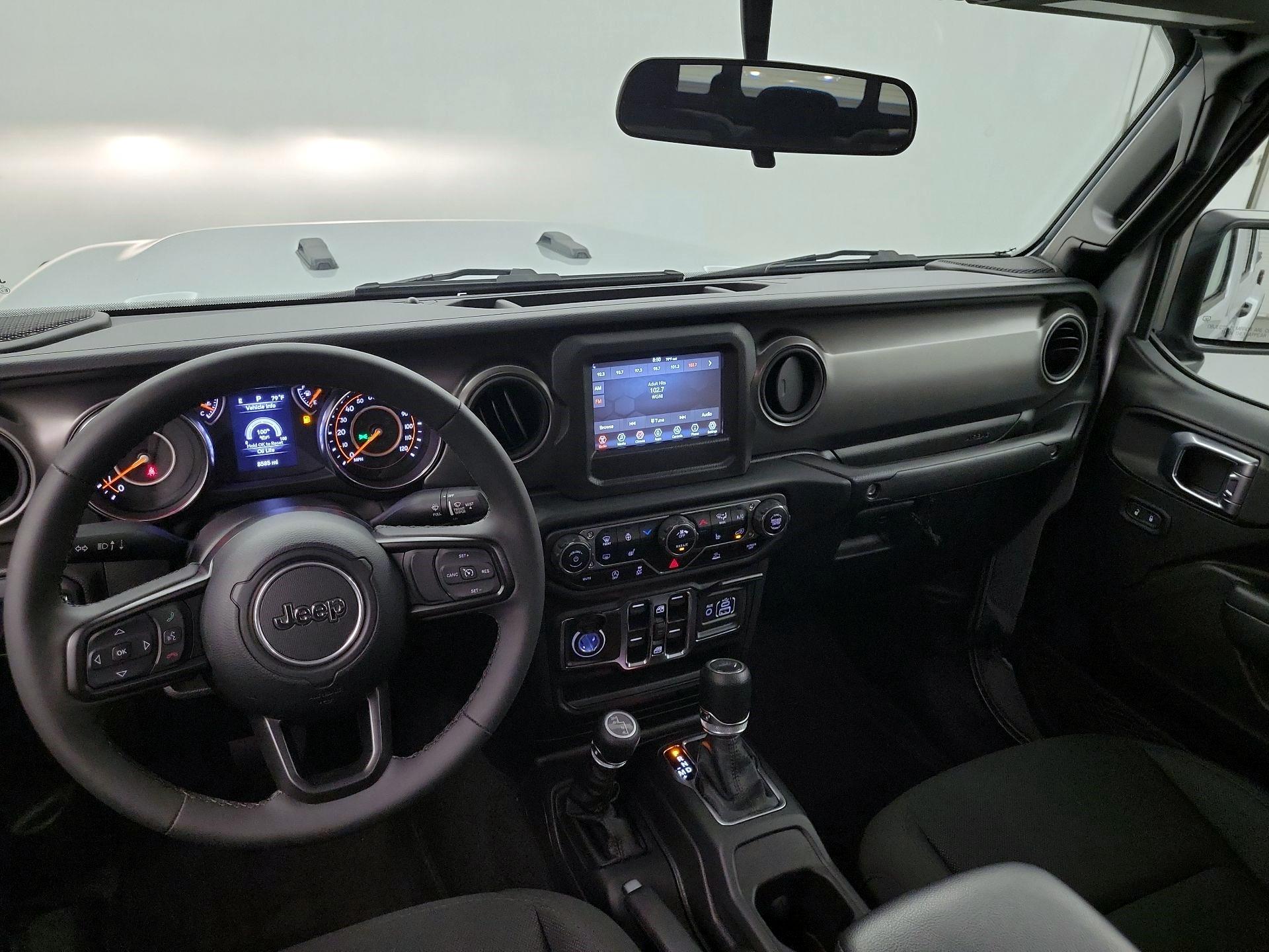Thumbnail: 2023 Jeep Gladiator - 8