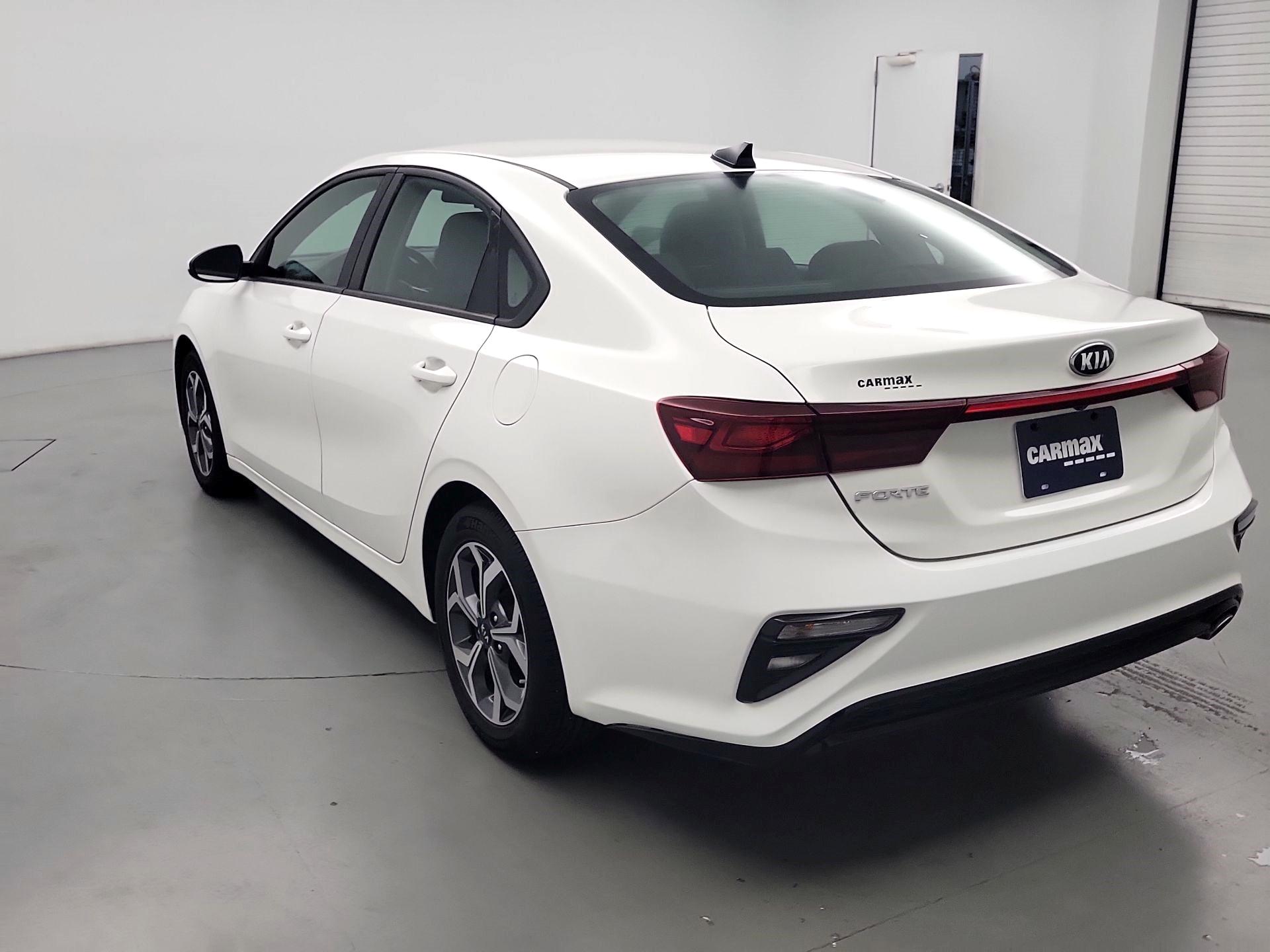 Thumbnail: 2019 Kia Forte - 7