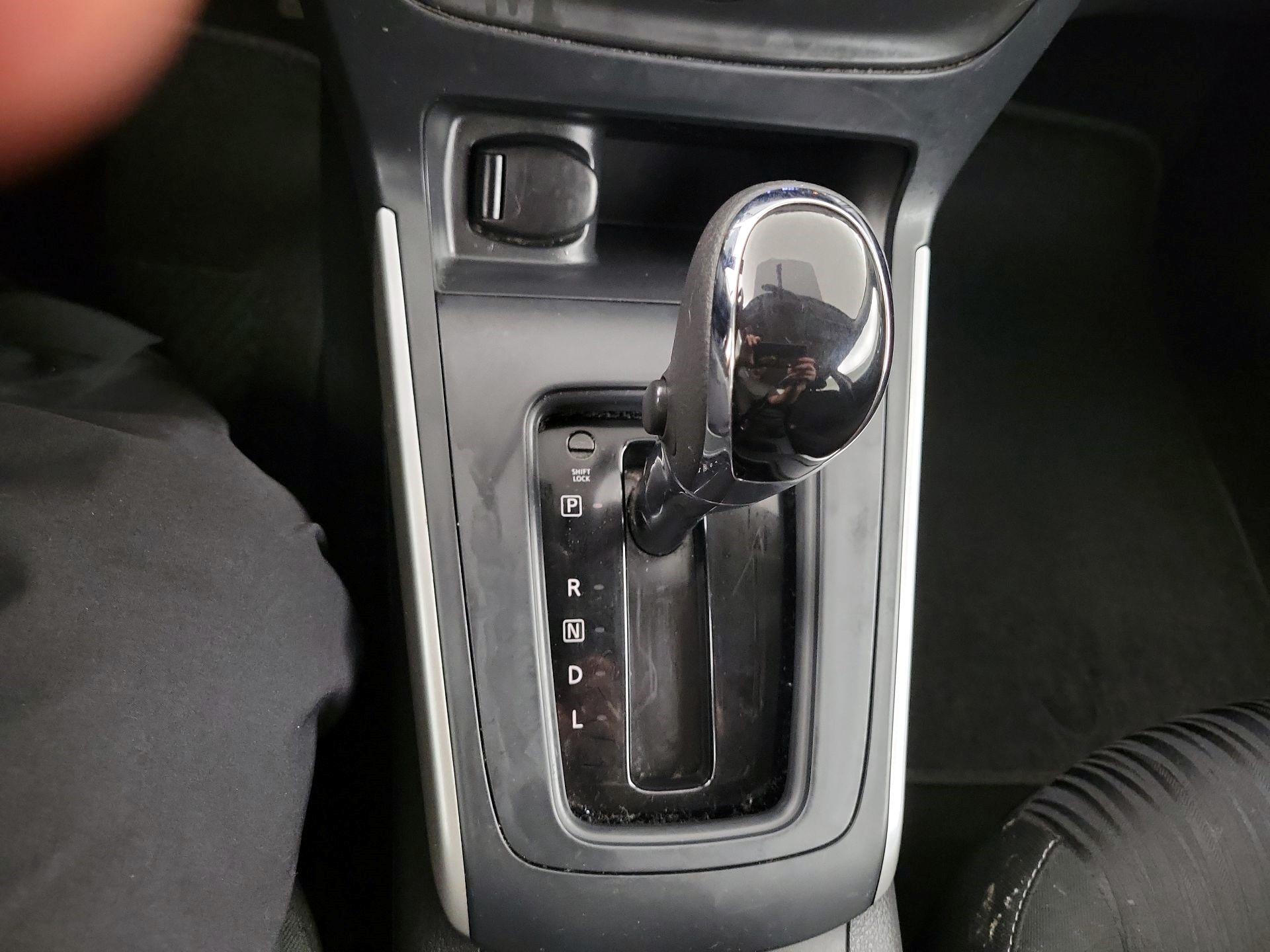 Thumbnail: 2019 Nissan Sentra - 15