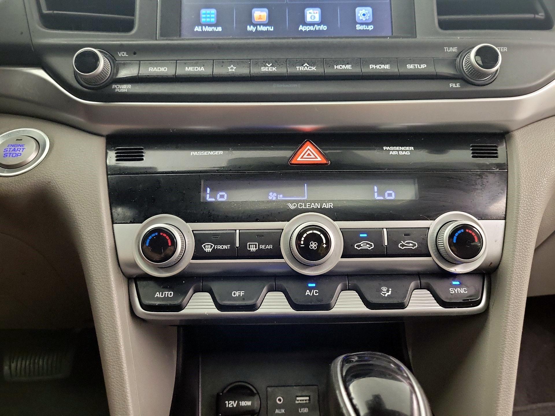 Thumbnail: 2019 Hyundai Elantra - 14