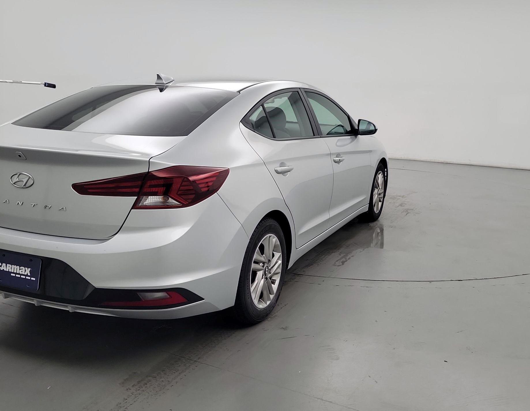 Thumbnail: 2019 Hyundai Elantra - 5