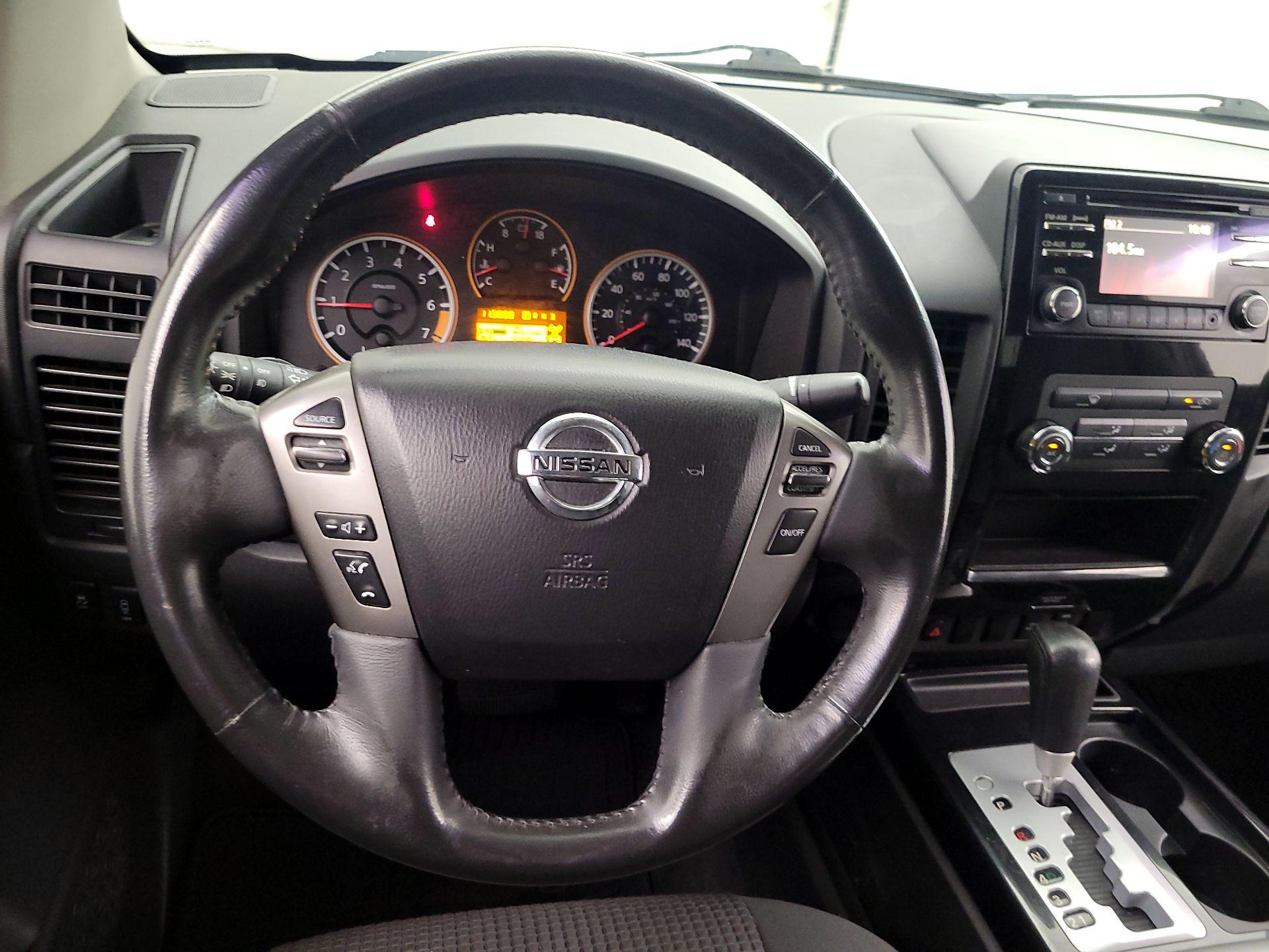 Thumbnail: 2014 Nissan Titan - 10